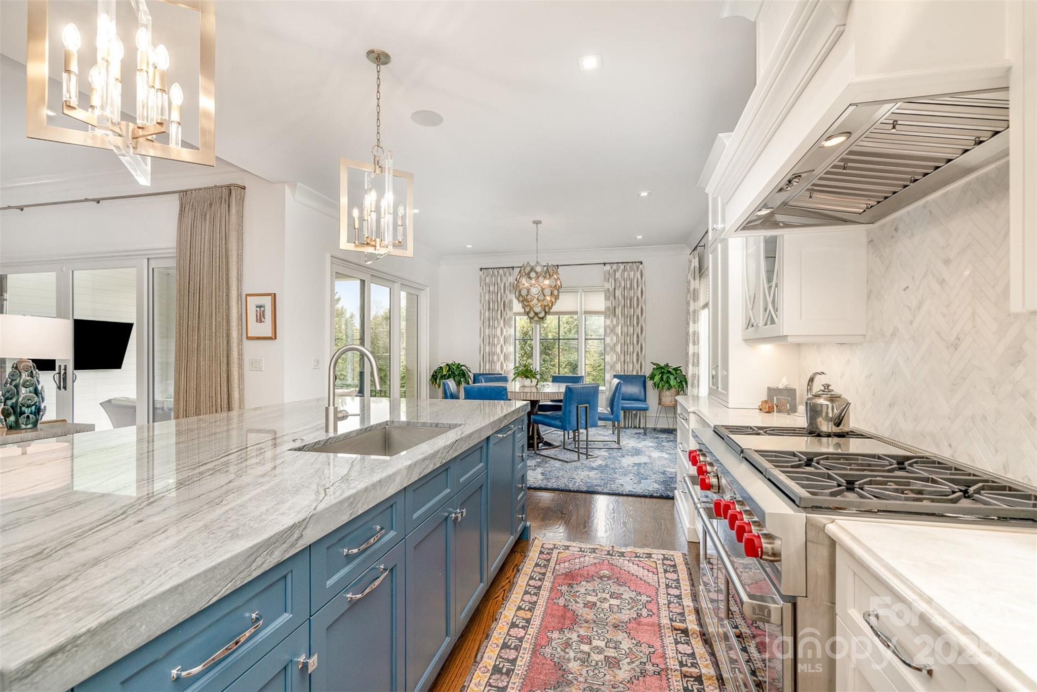 1328 S Kings Drive