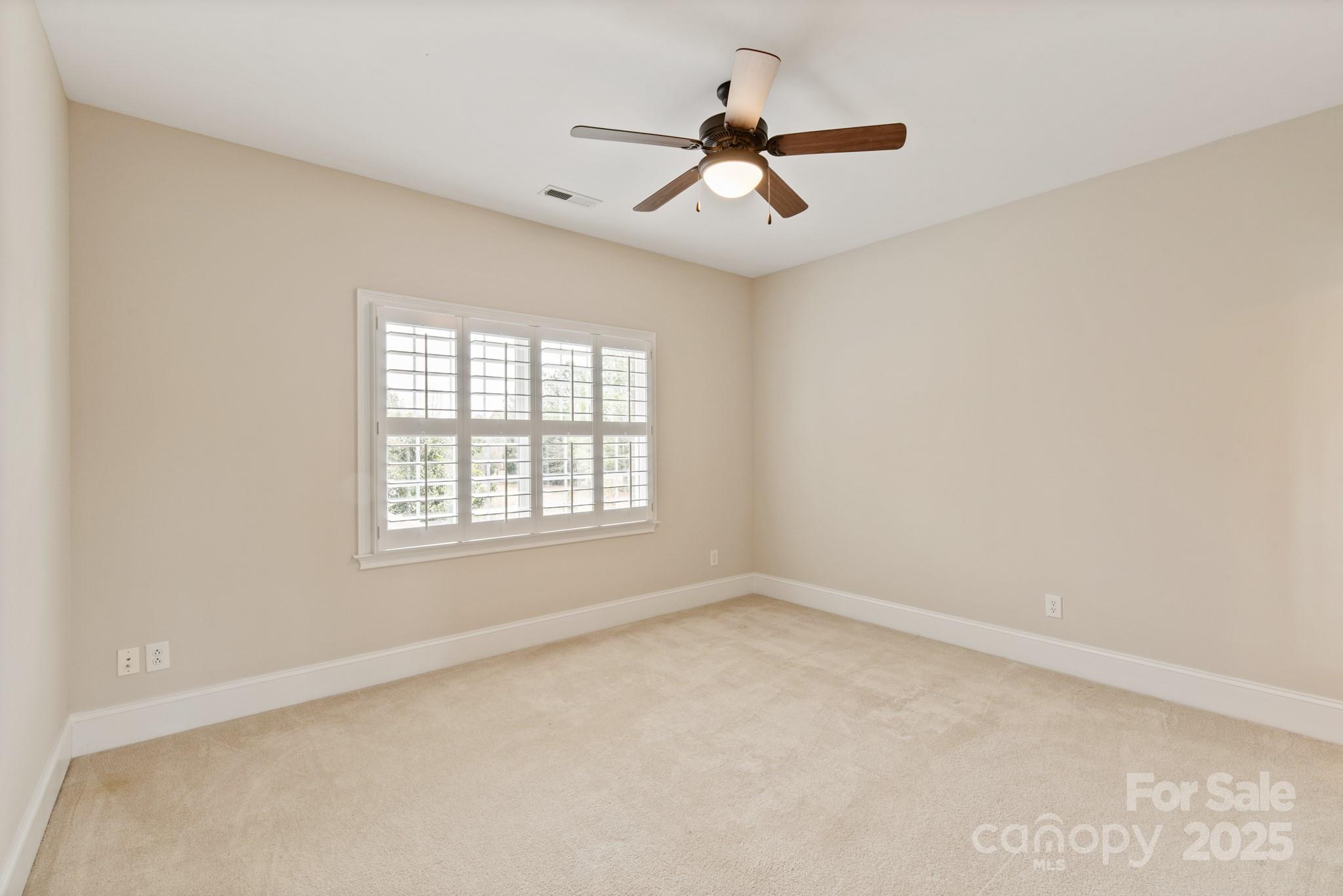 841 Wandering Way Drive
