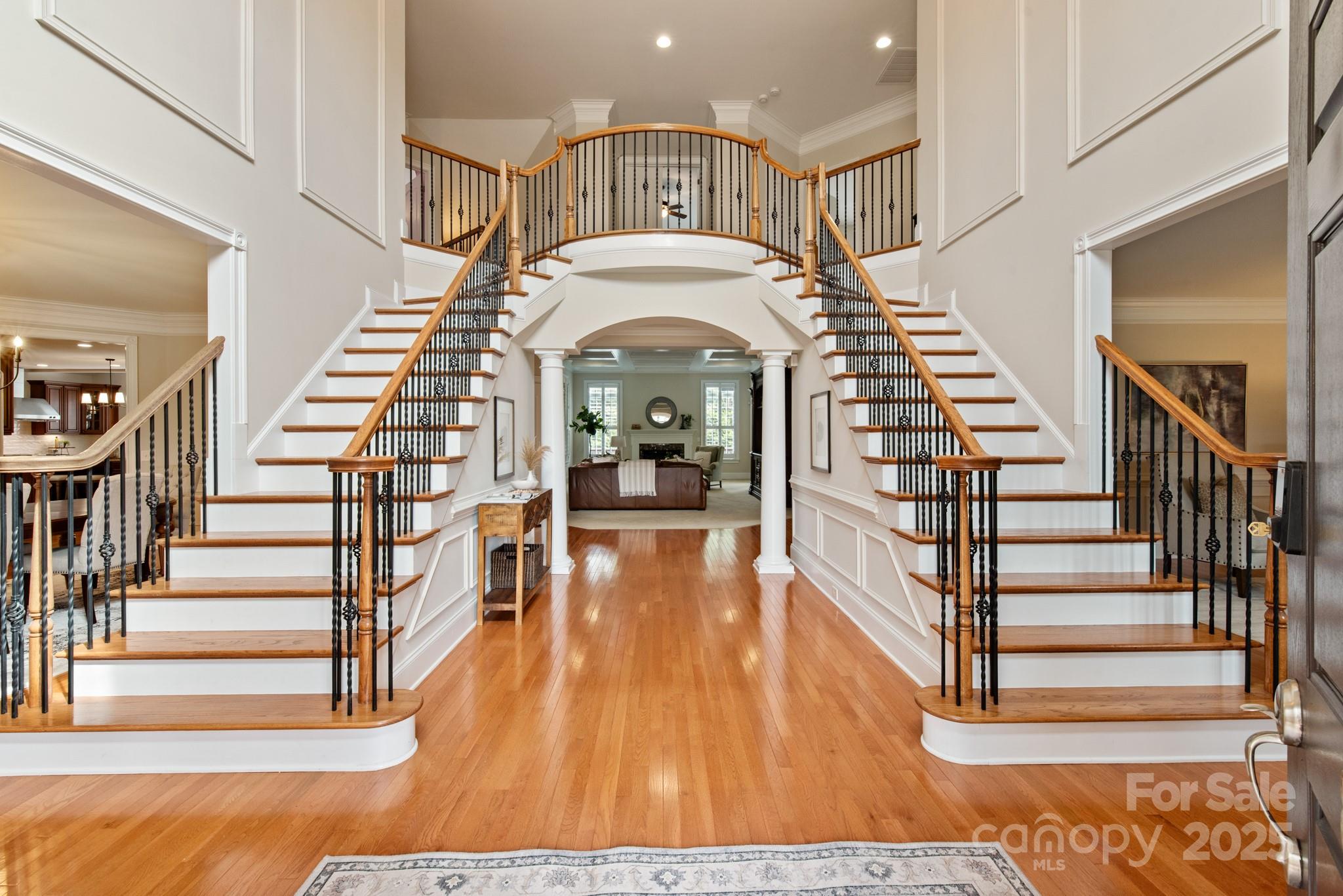 841 Wandering Way Drive