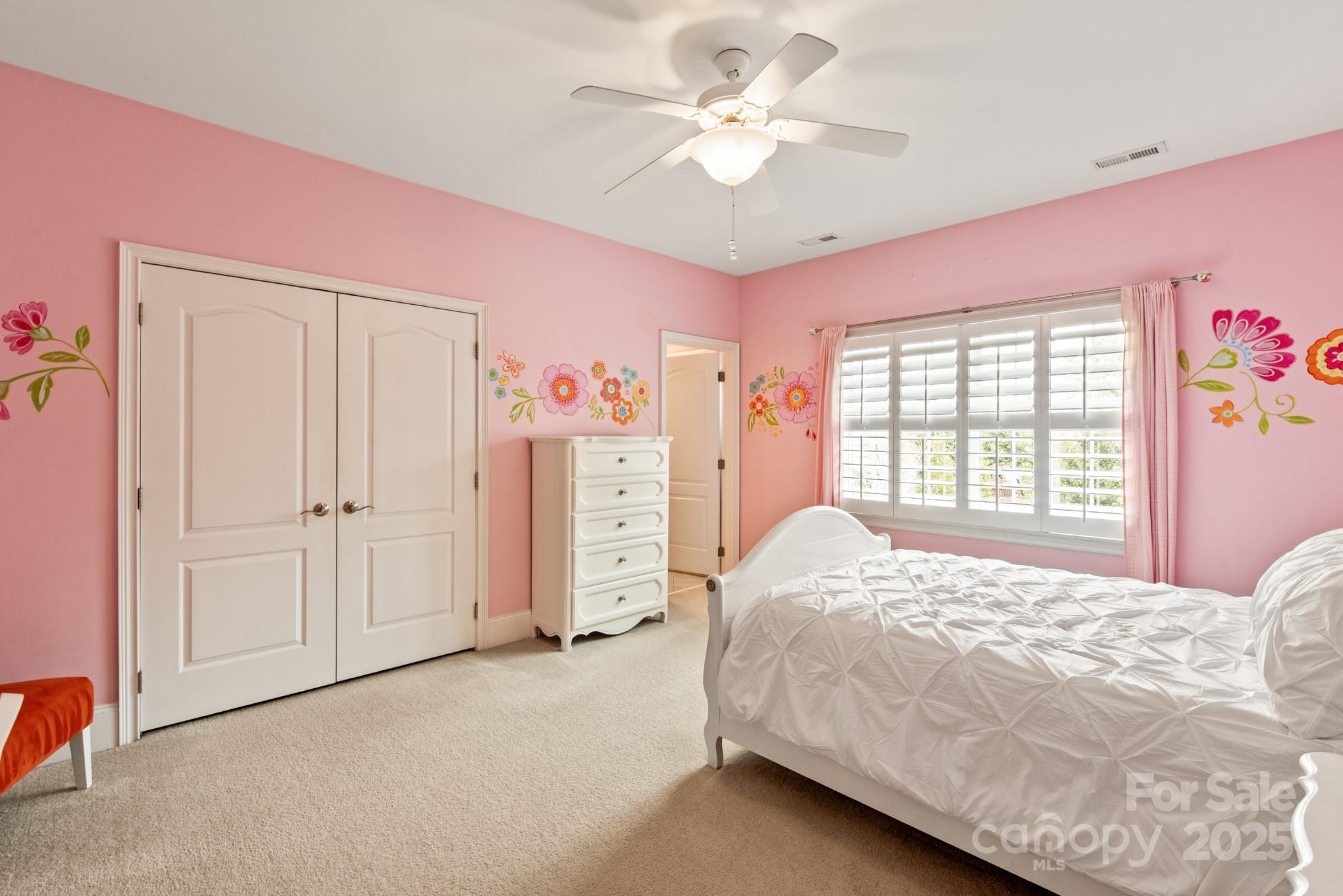 841 Wandering Way Drive