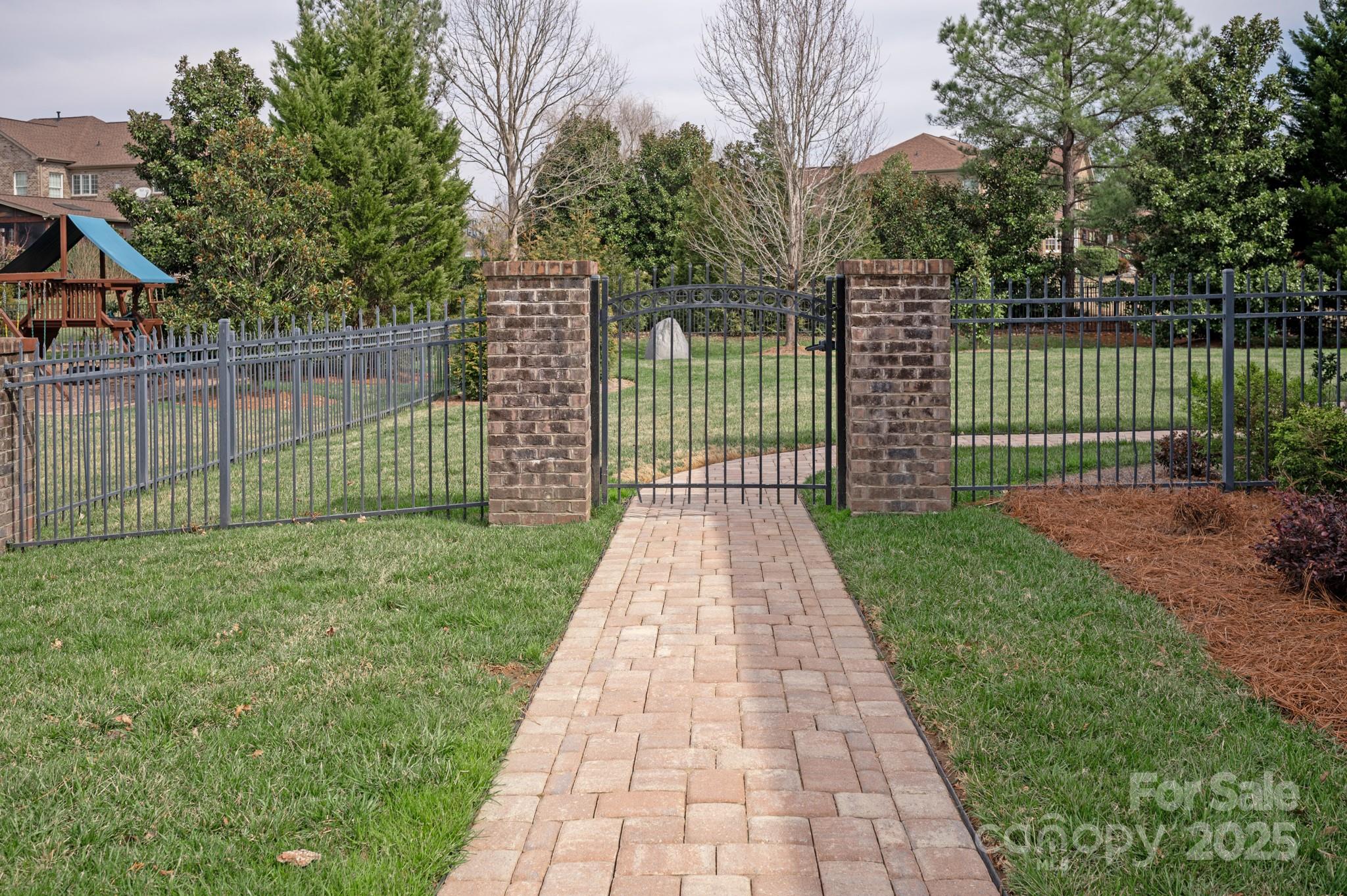841 Wandering Way Drive