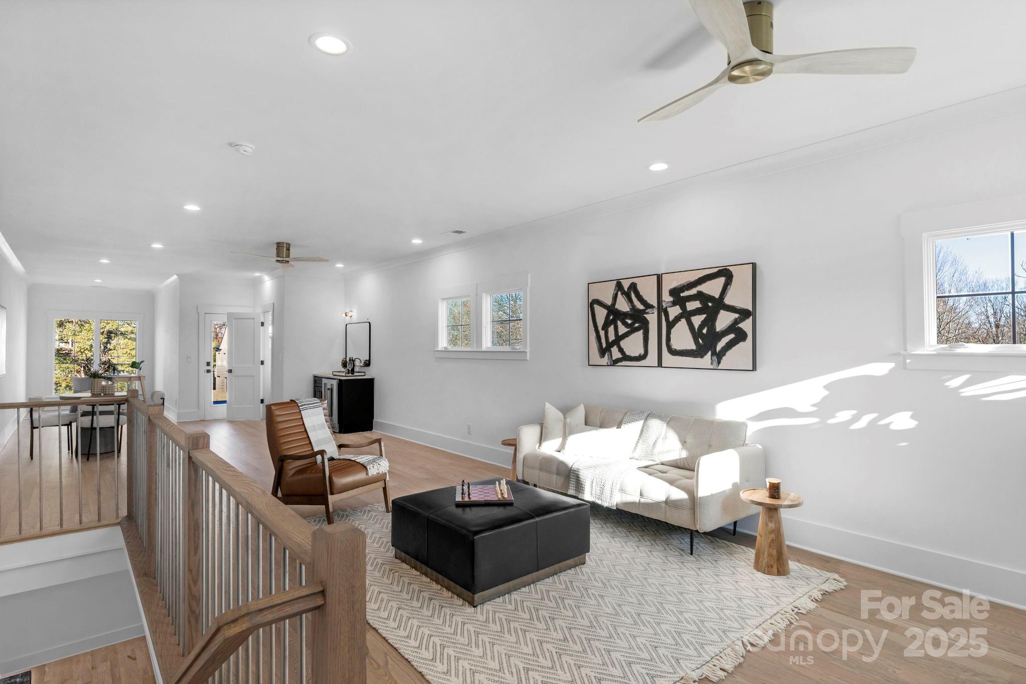 302 Marsh Road