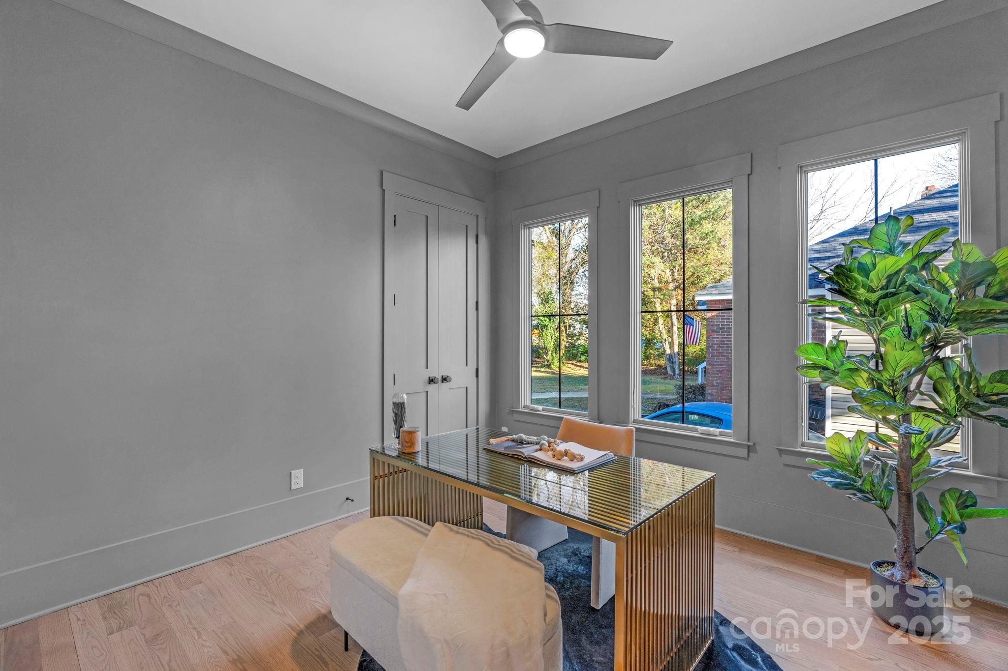 302 Marsh Road