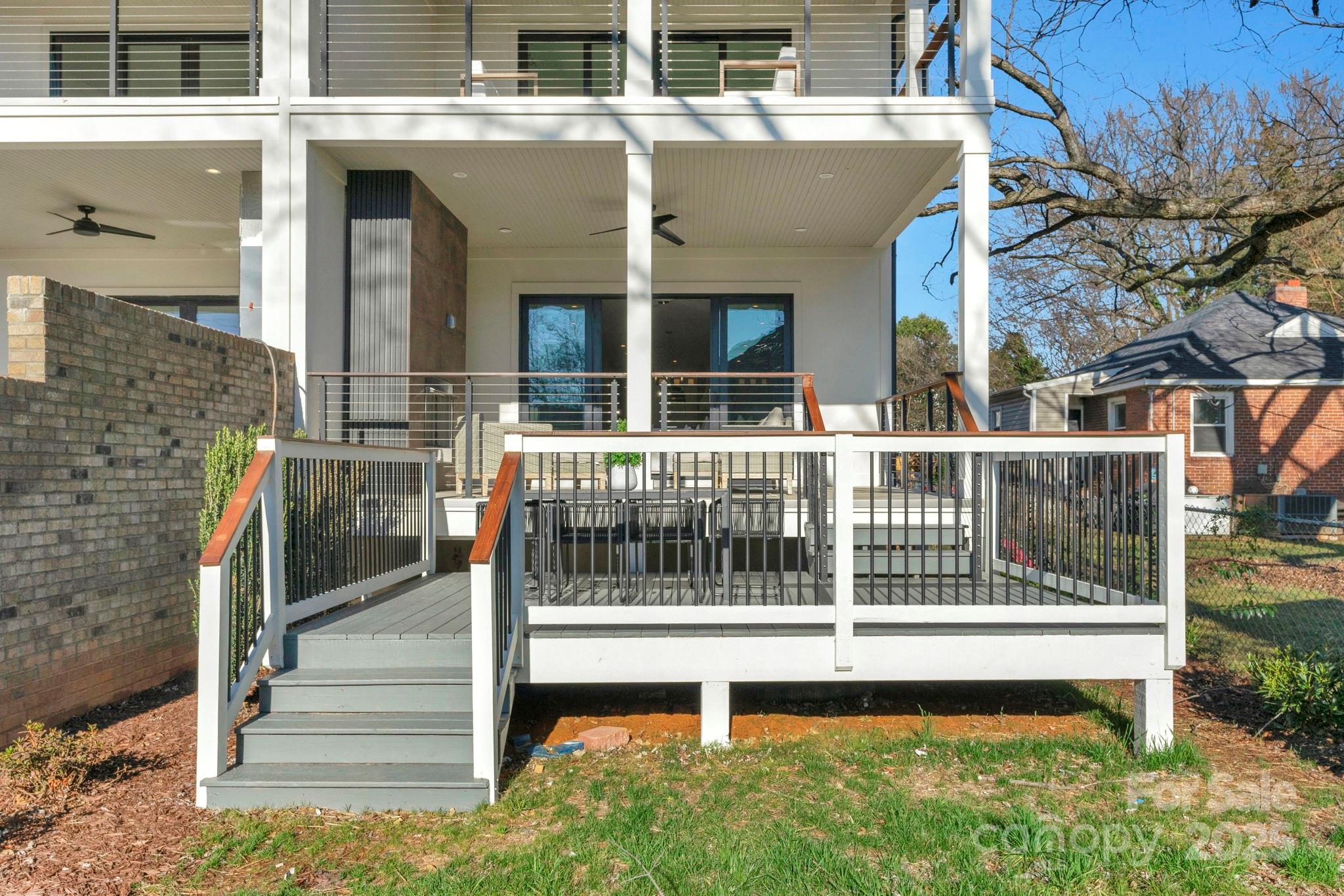302 Marsh Road