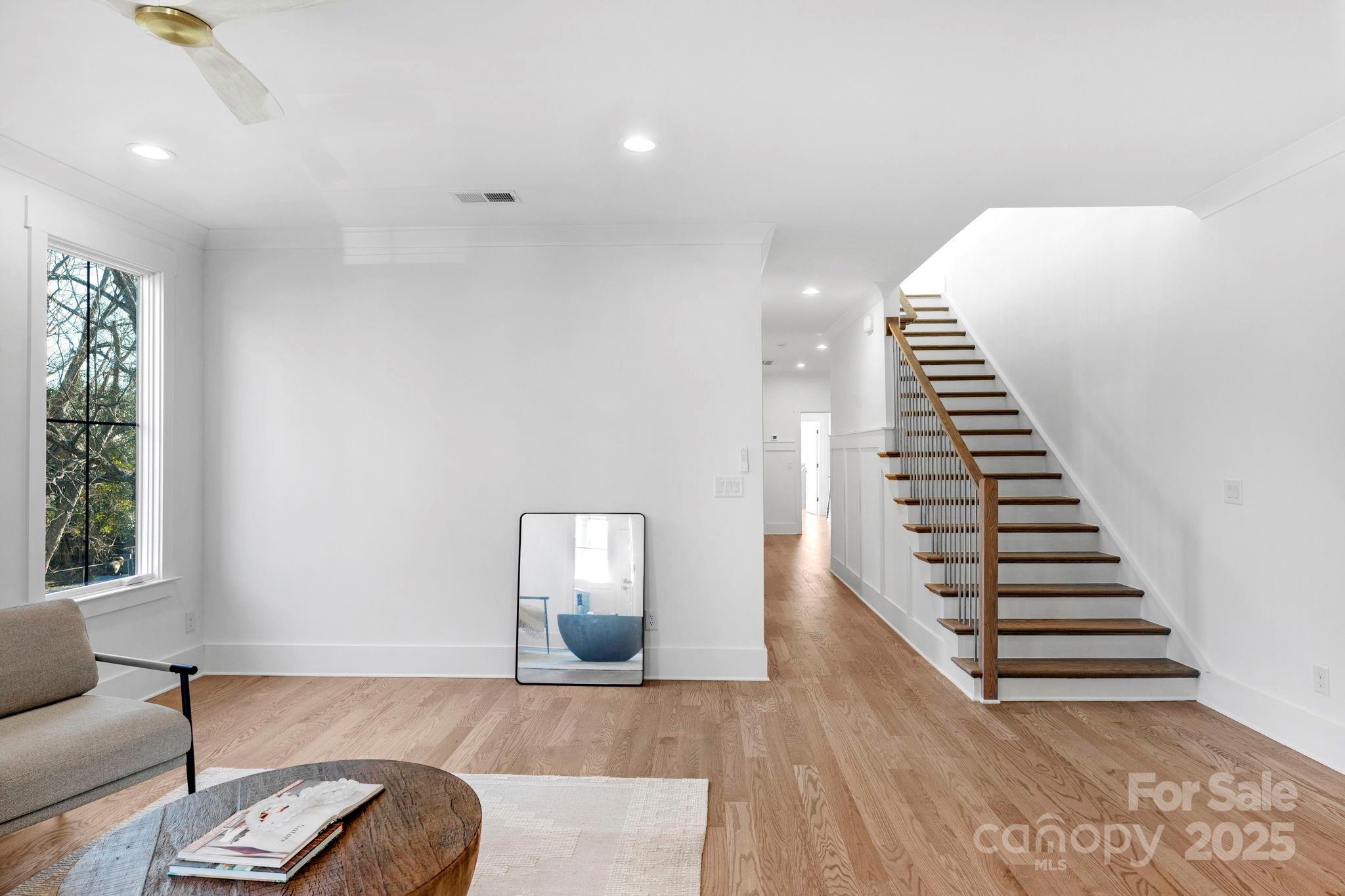 302 Marsh Road