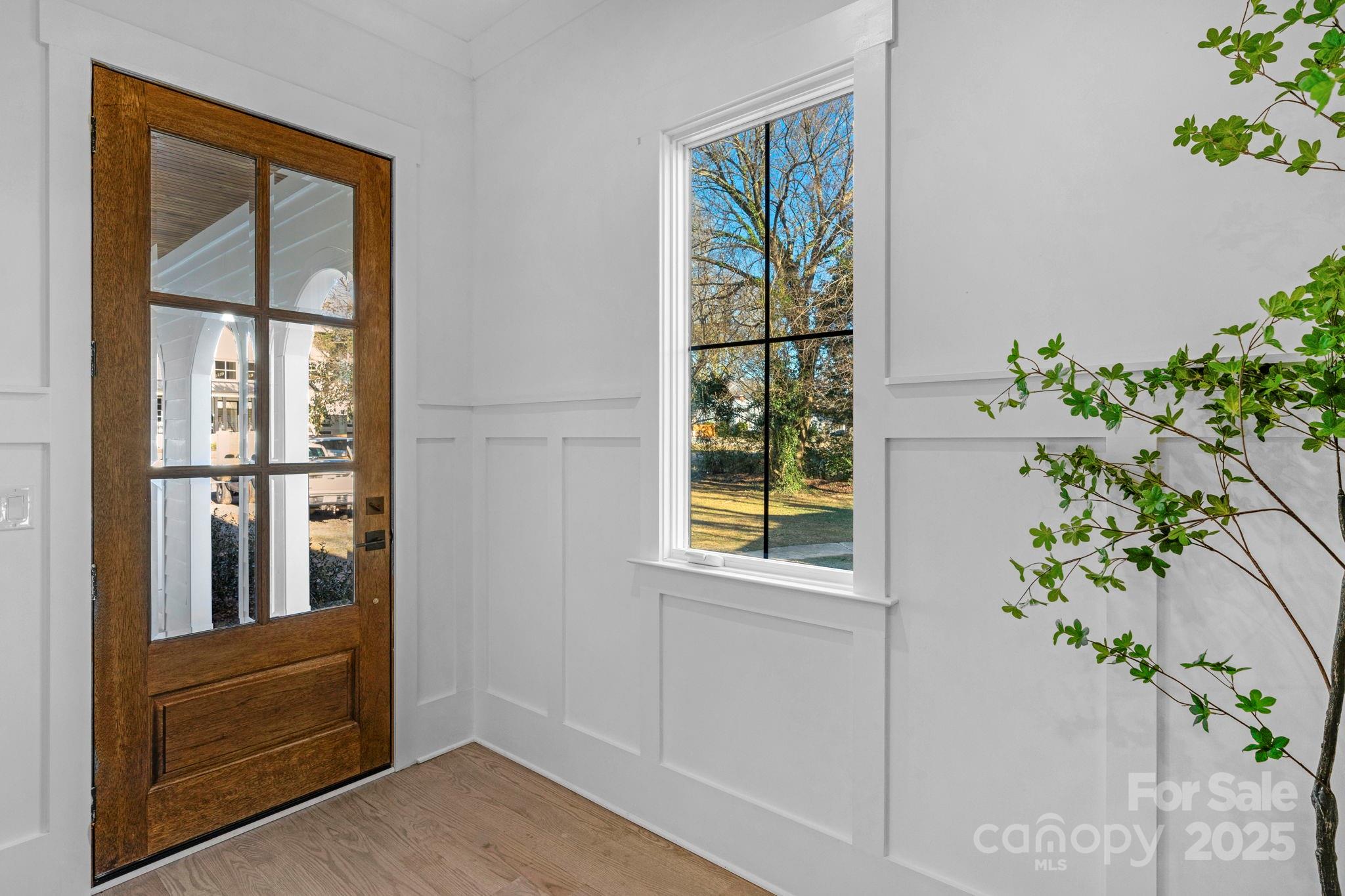302 Marsh Road