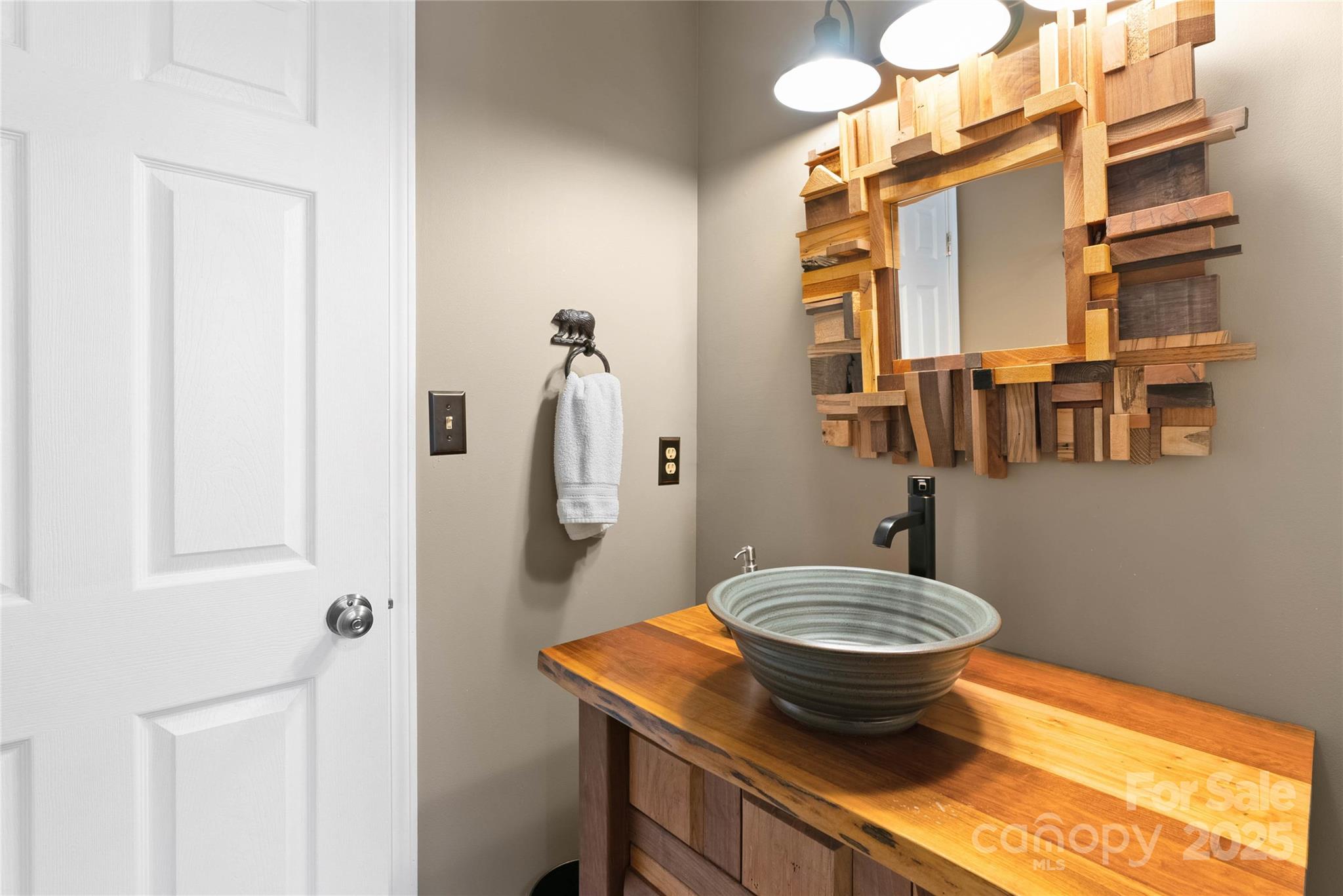 105 Sunny Ridge Drive