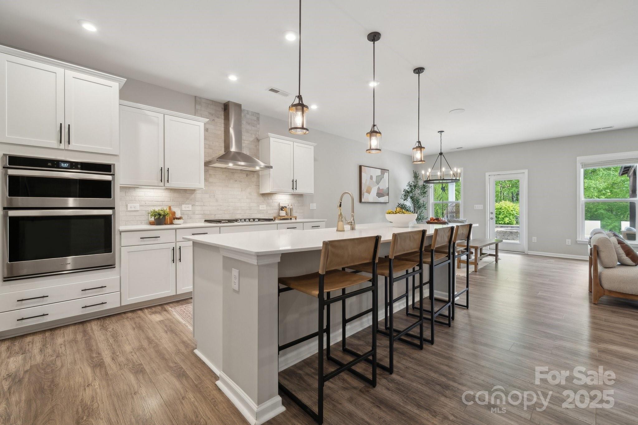 1082 Dorsey Drive