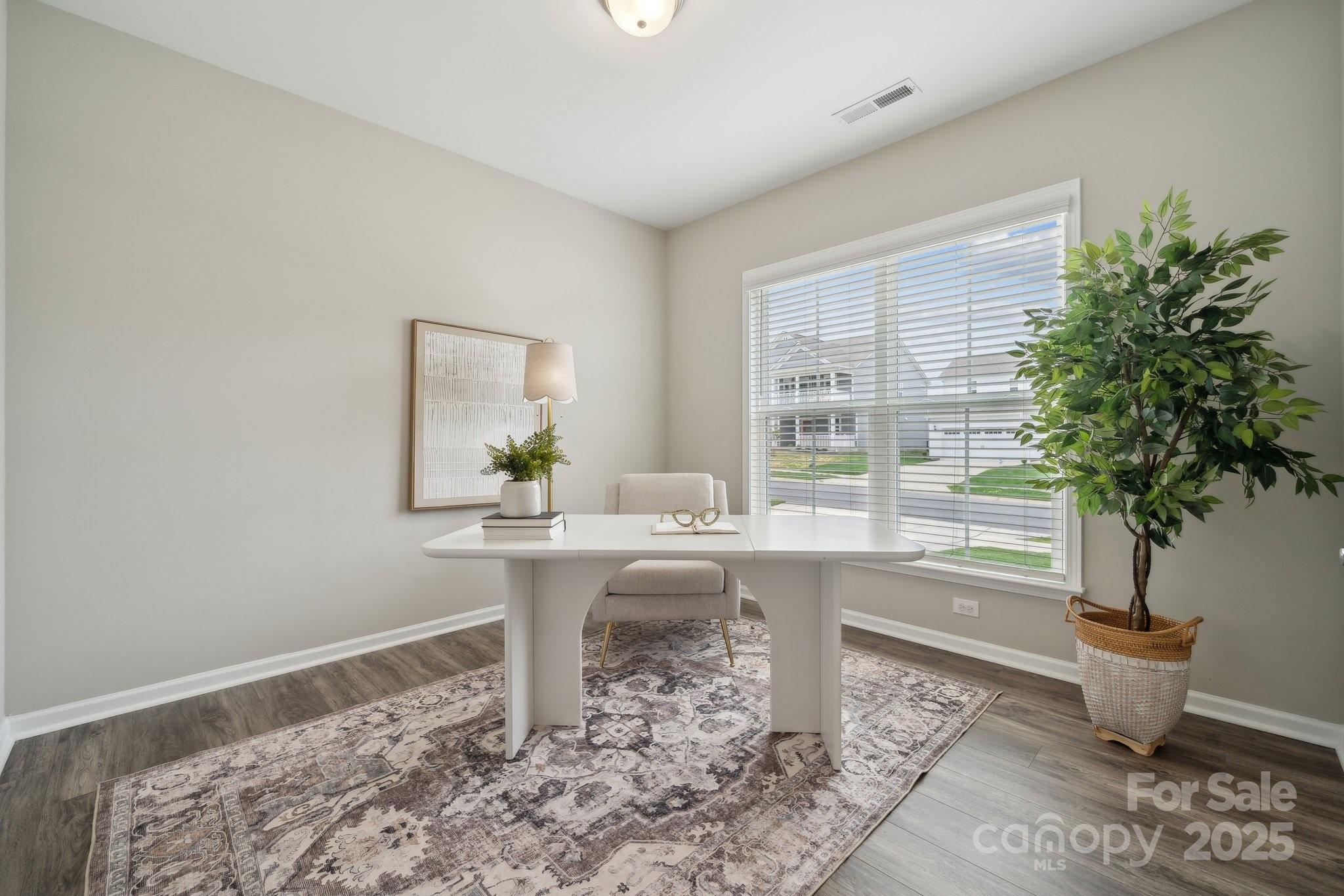 1082 Dorsey Drive