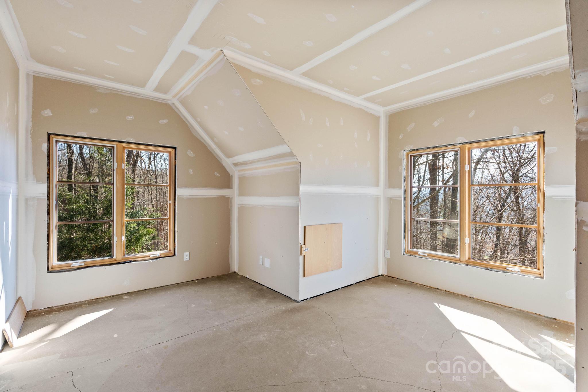 1676 Valle Cay Drive