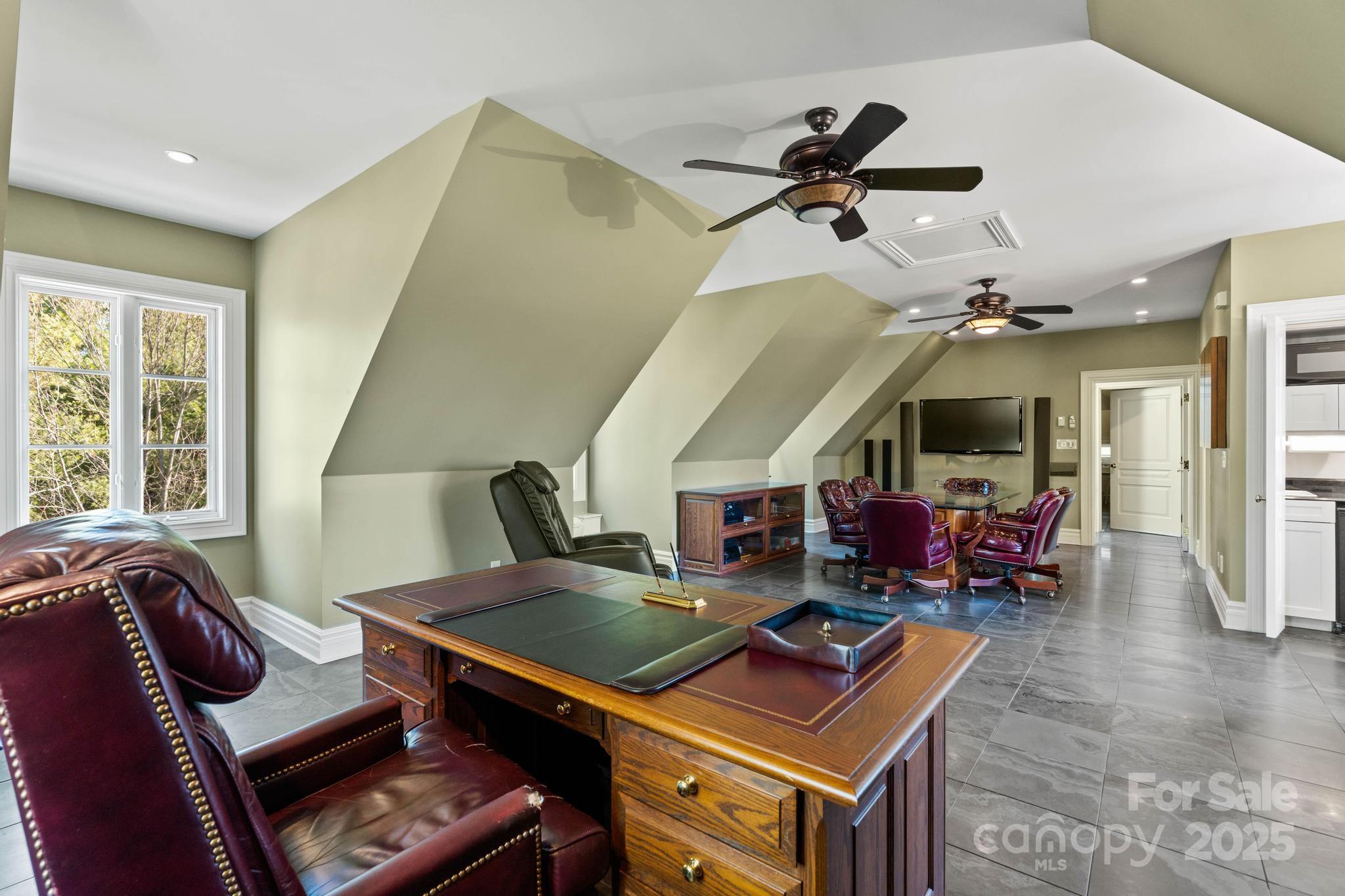 1676 Valle Cay Drive