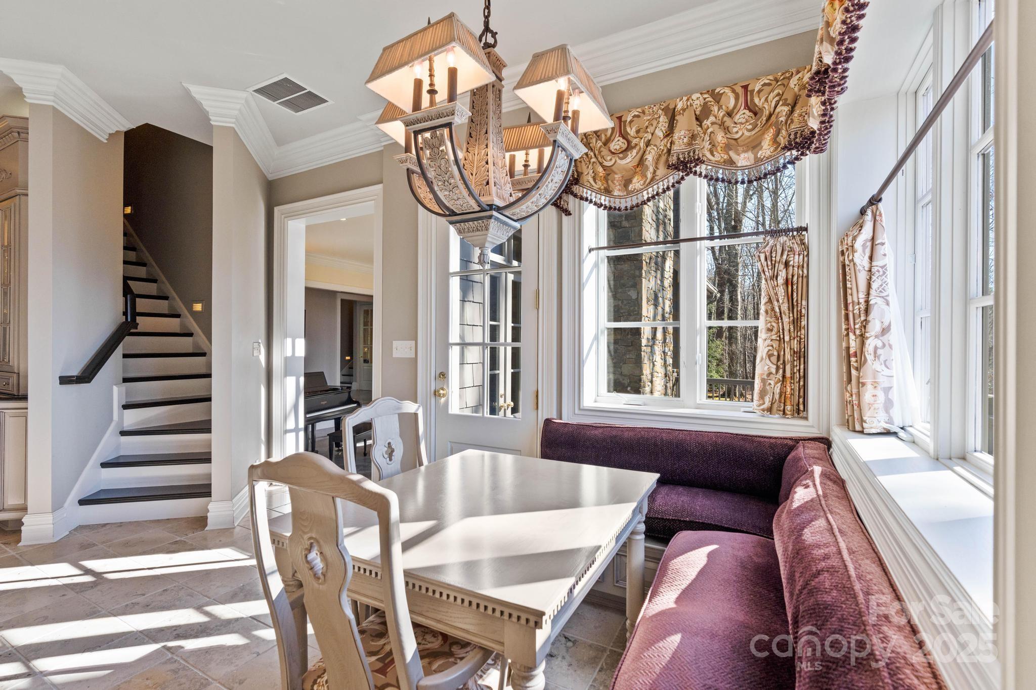 1676 Valle Cay Drive