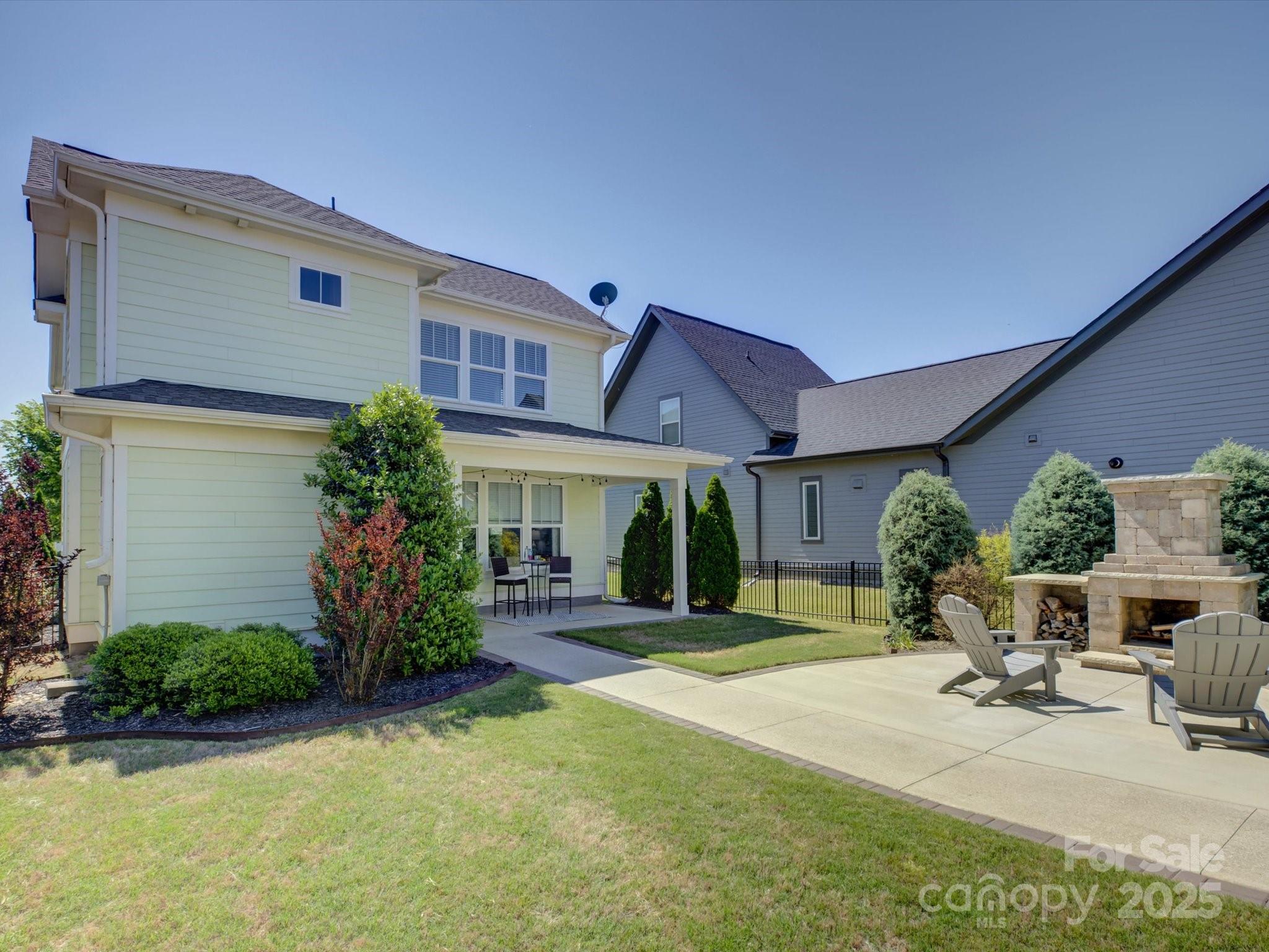 1538 Riverwalk Parkway