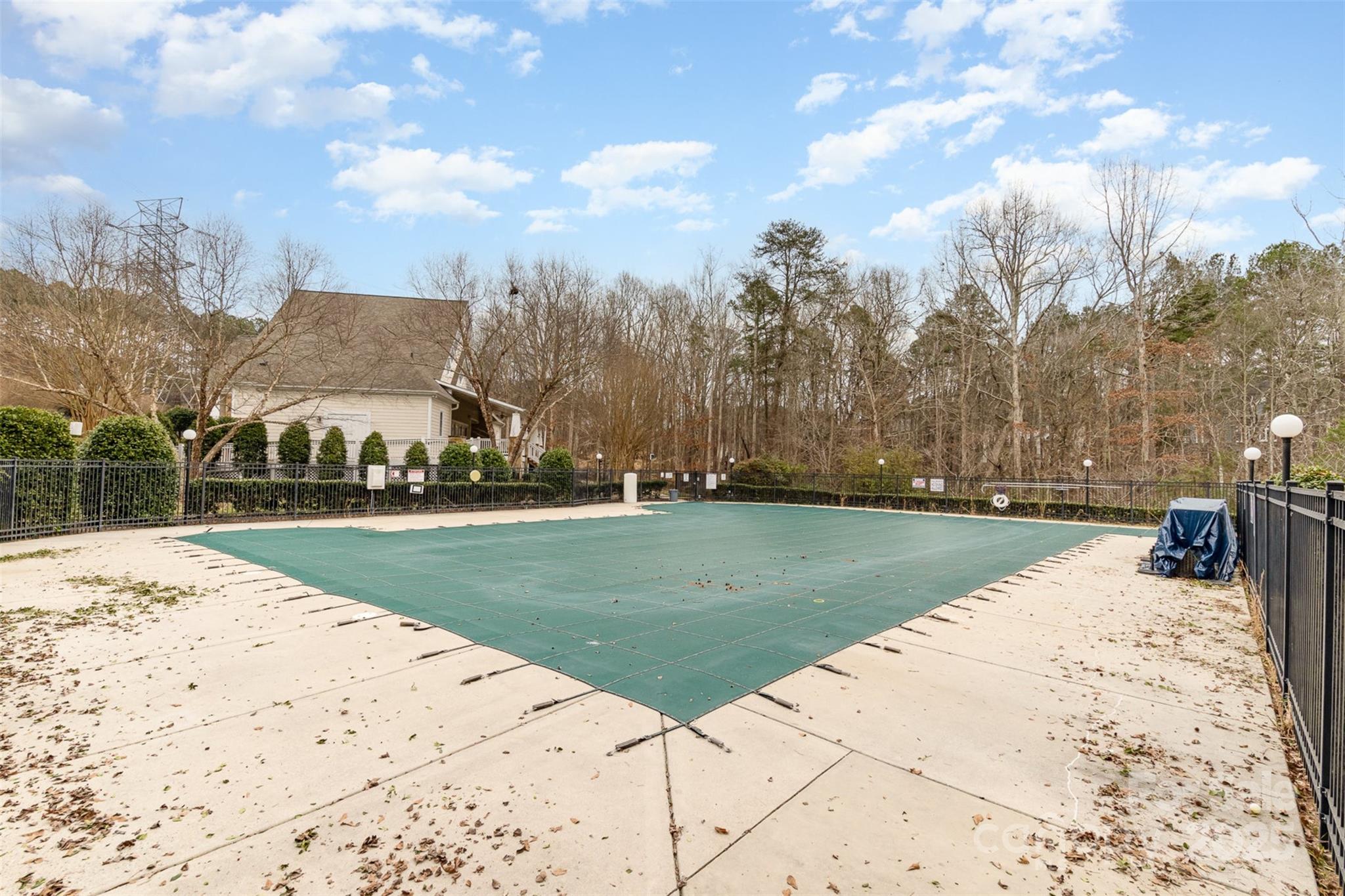 125 Whiterock Drive