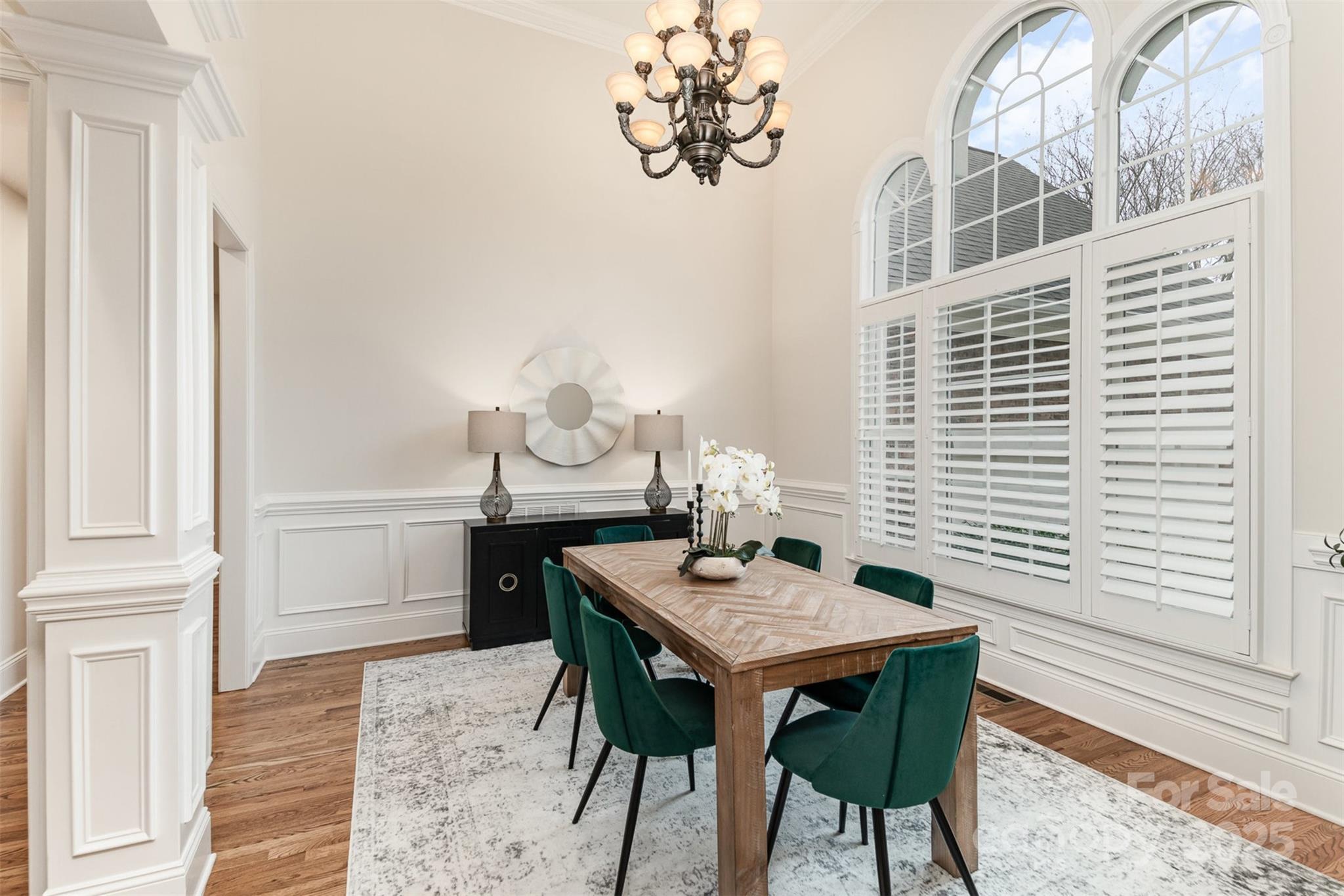 125 Whiterock Drive