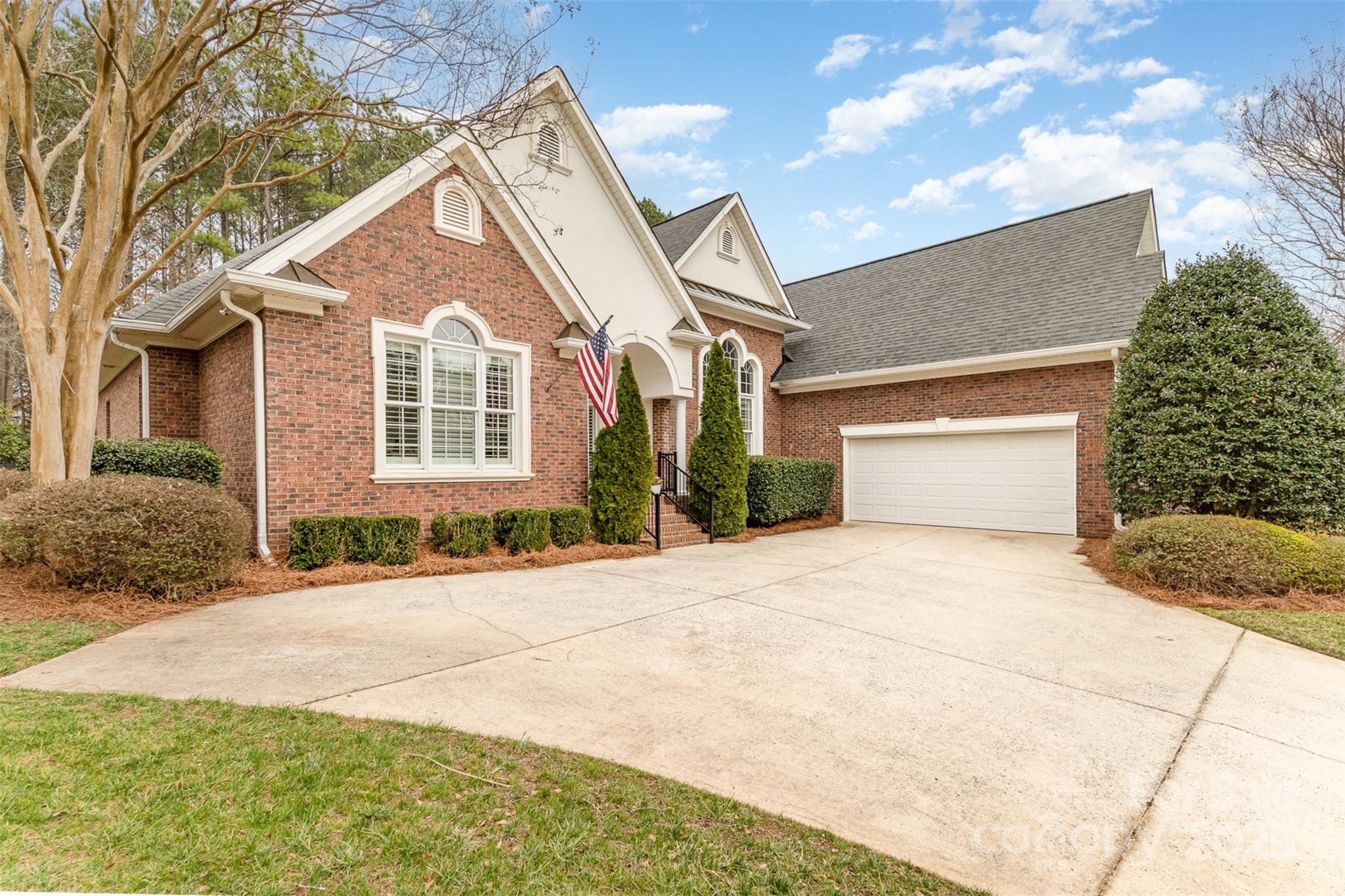 125 Whiterock Drive