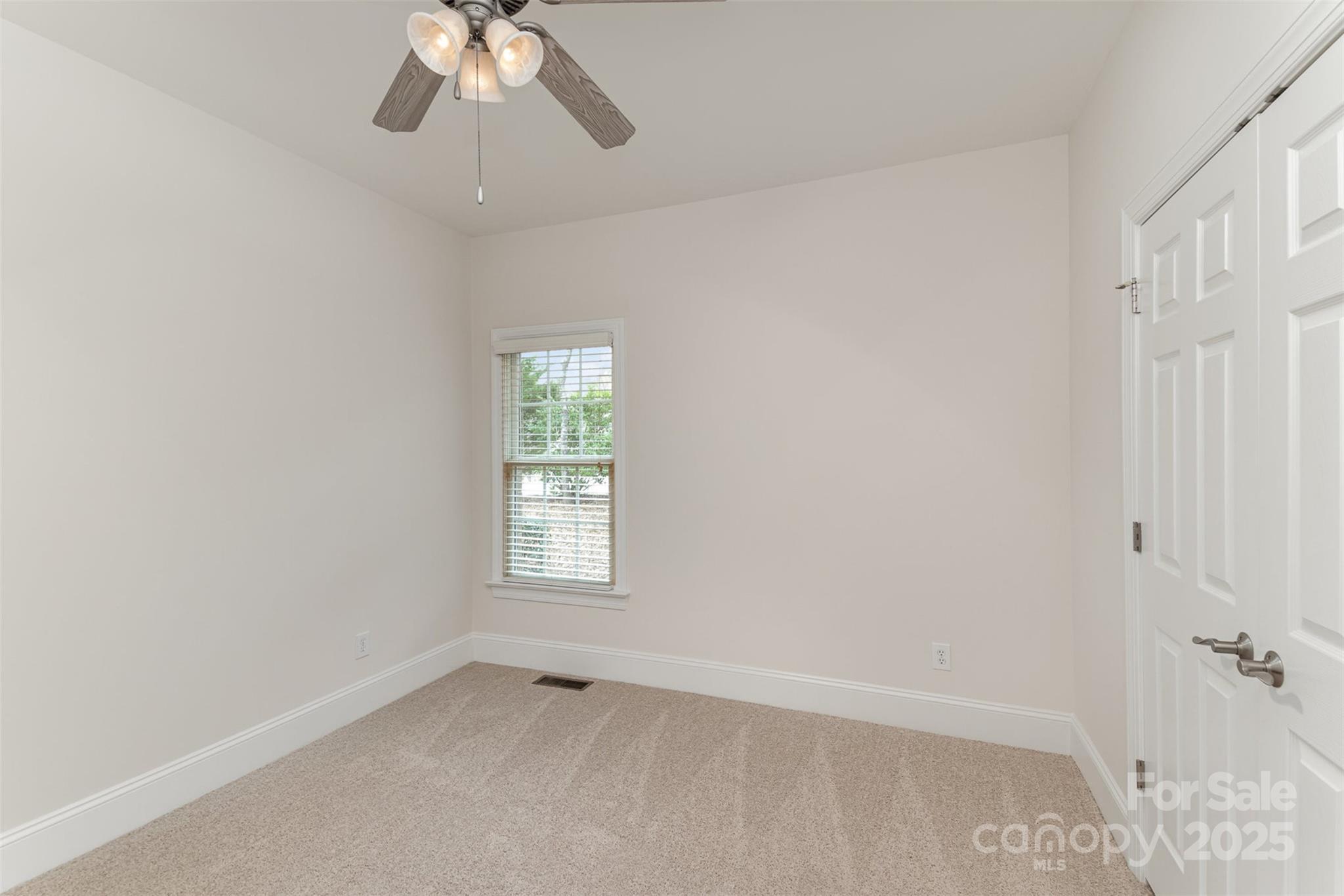 125 Whiterock Drive