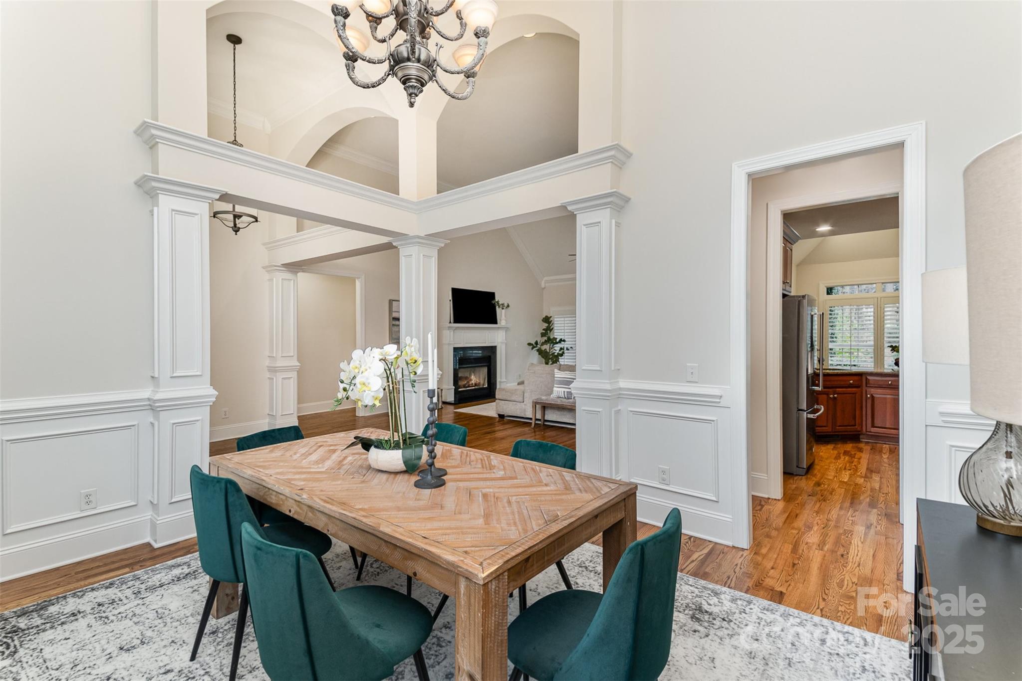 125 Whiterock Drive