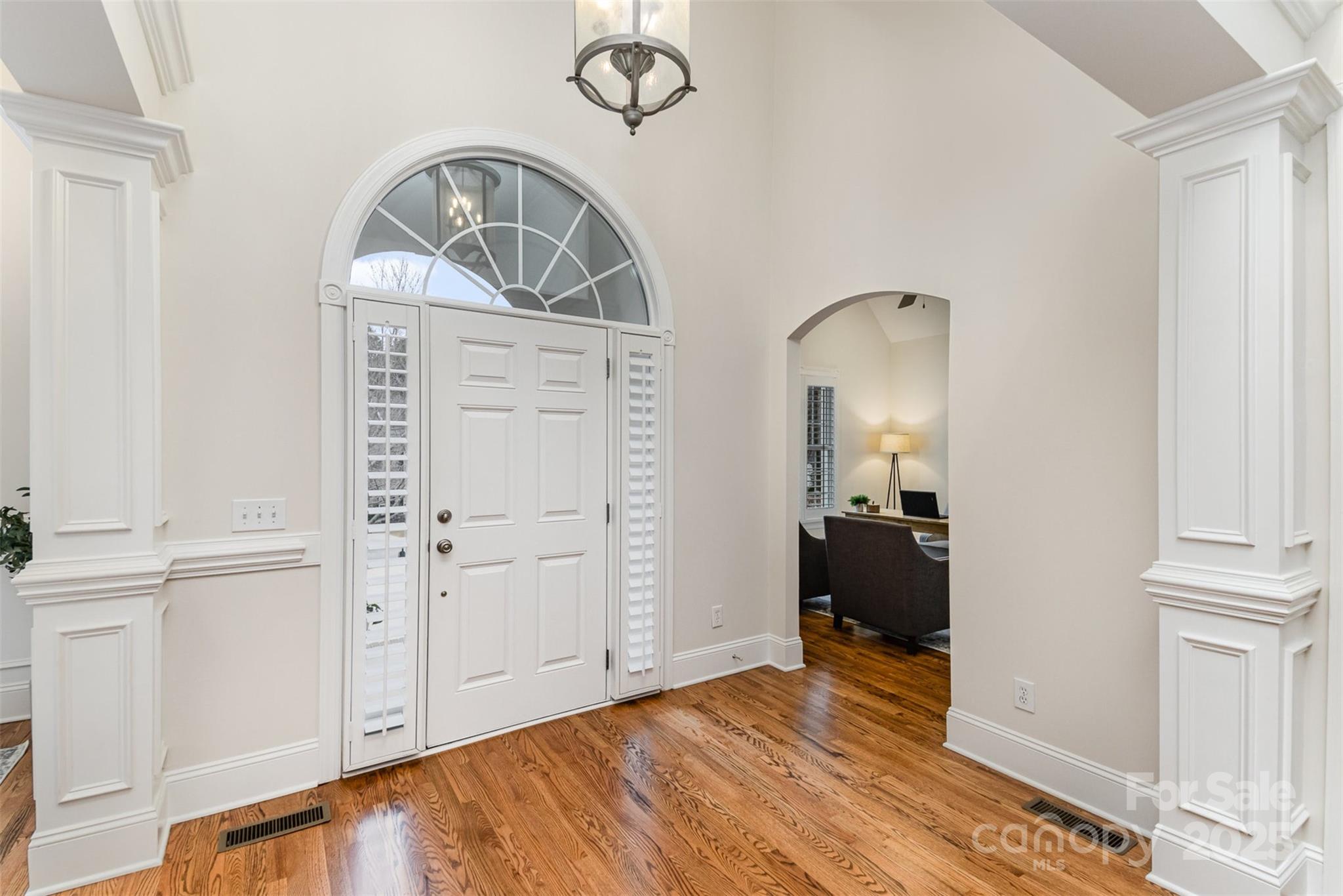 125 Whiterock Drive