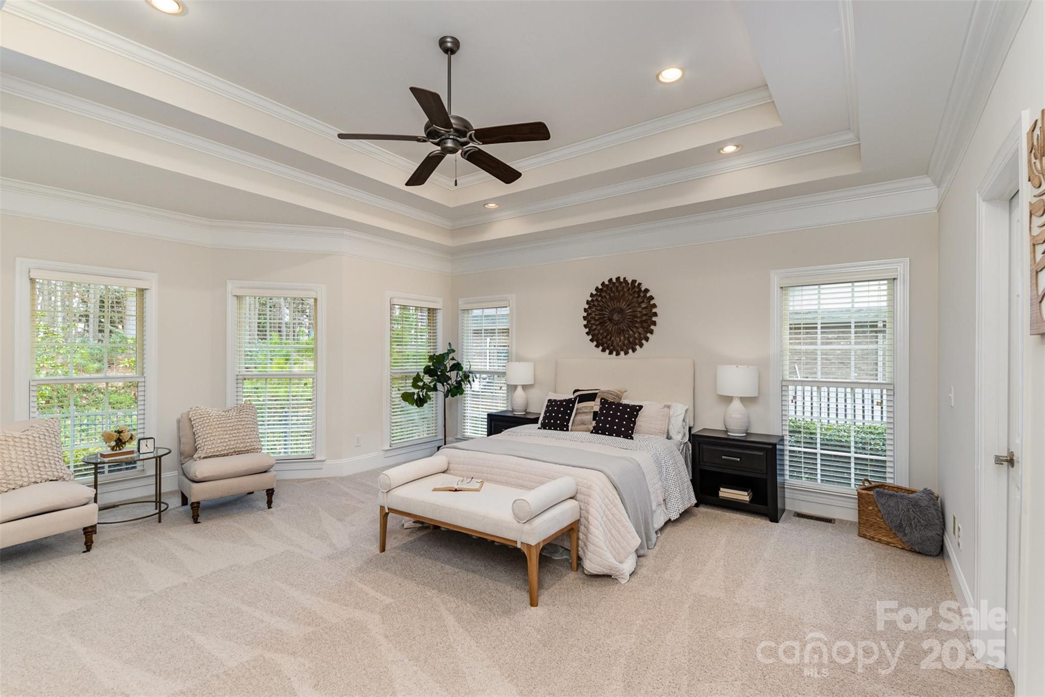 125 Whiterock Drive