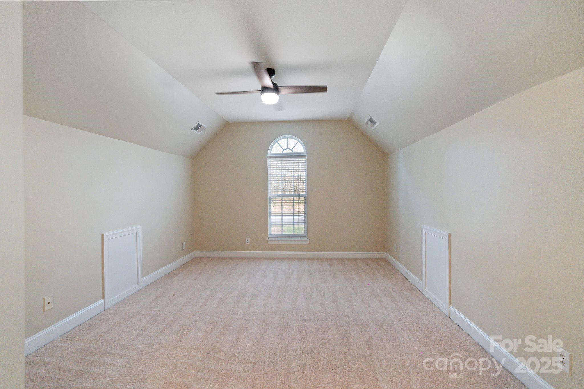208 Woodwinds Drive