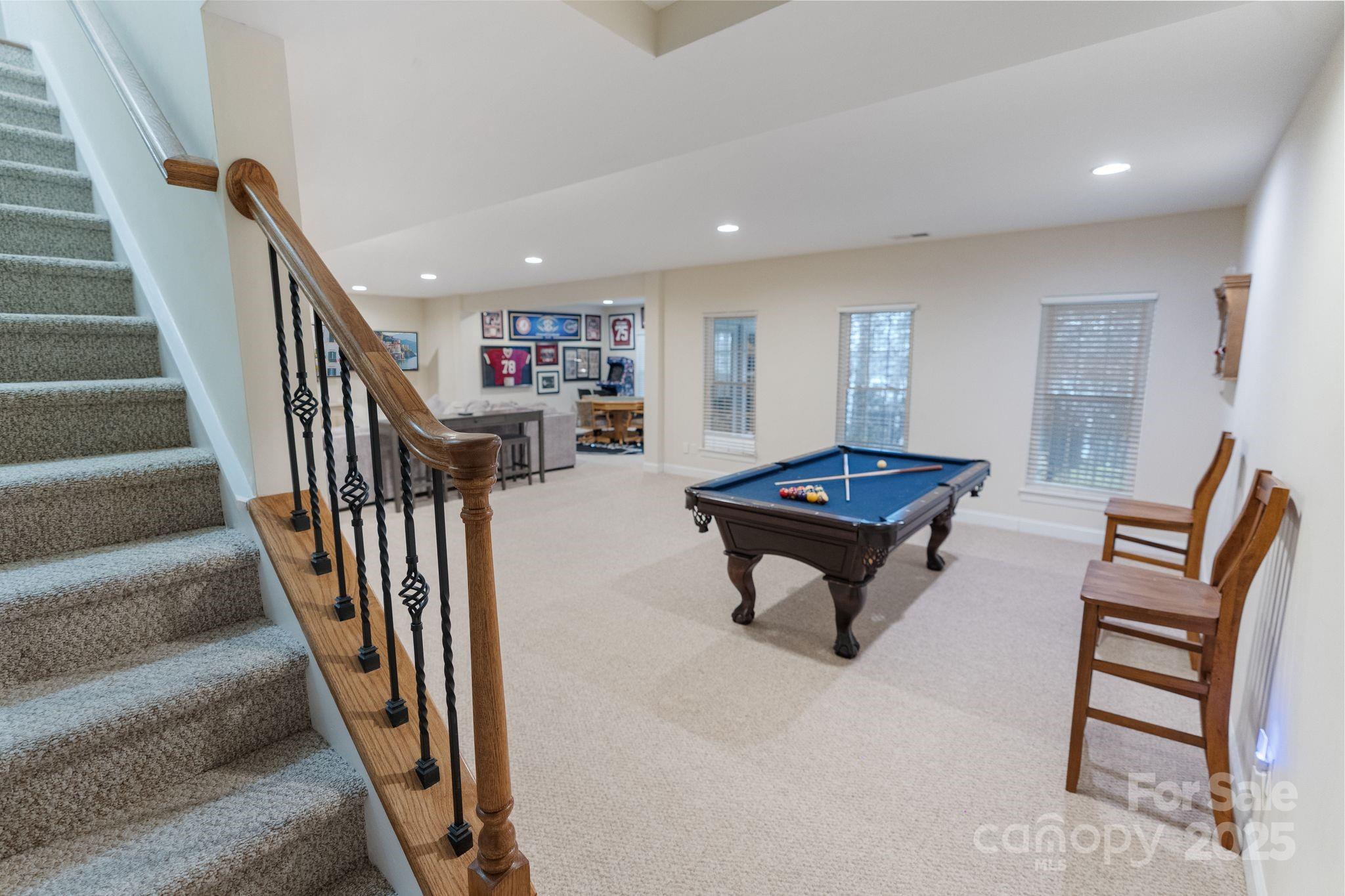 208 Woodwinds Drive