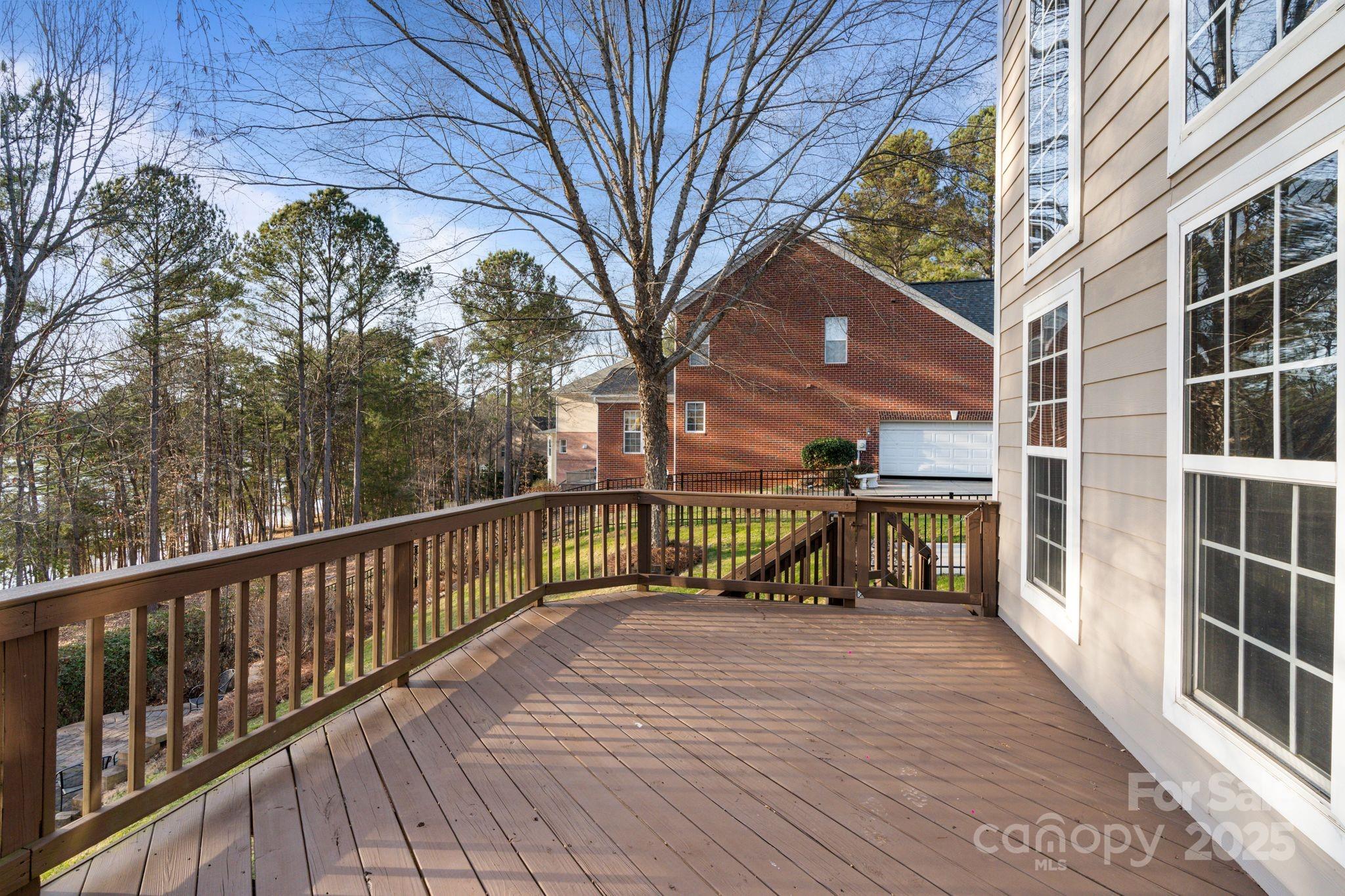 208 Woodwinds Drive