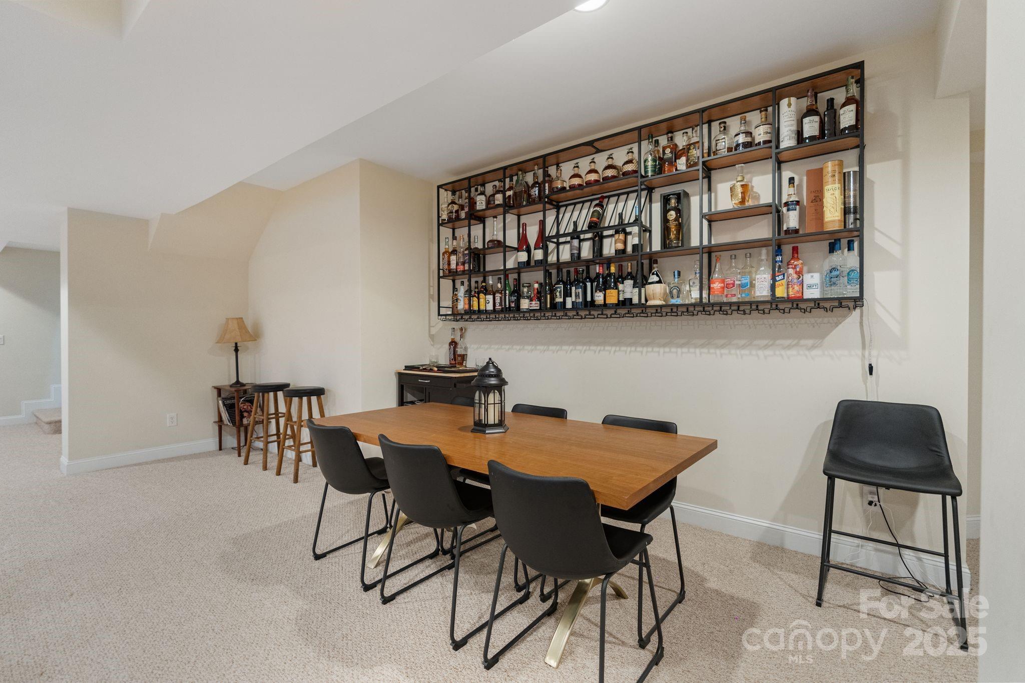 208 Woodwinds Drive
