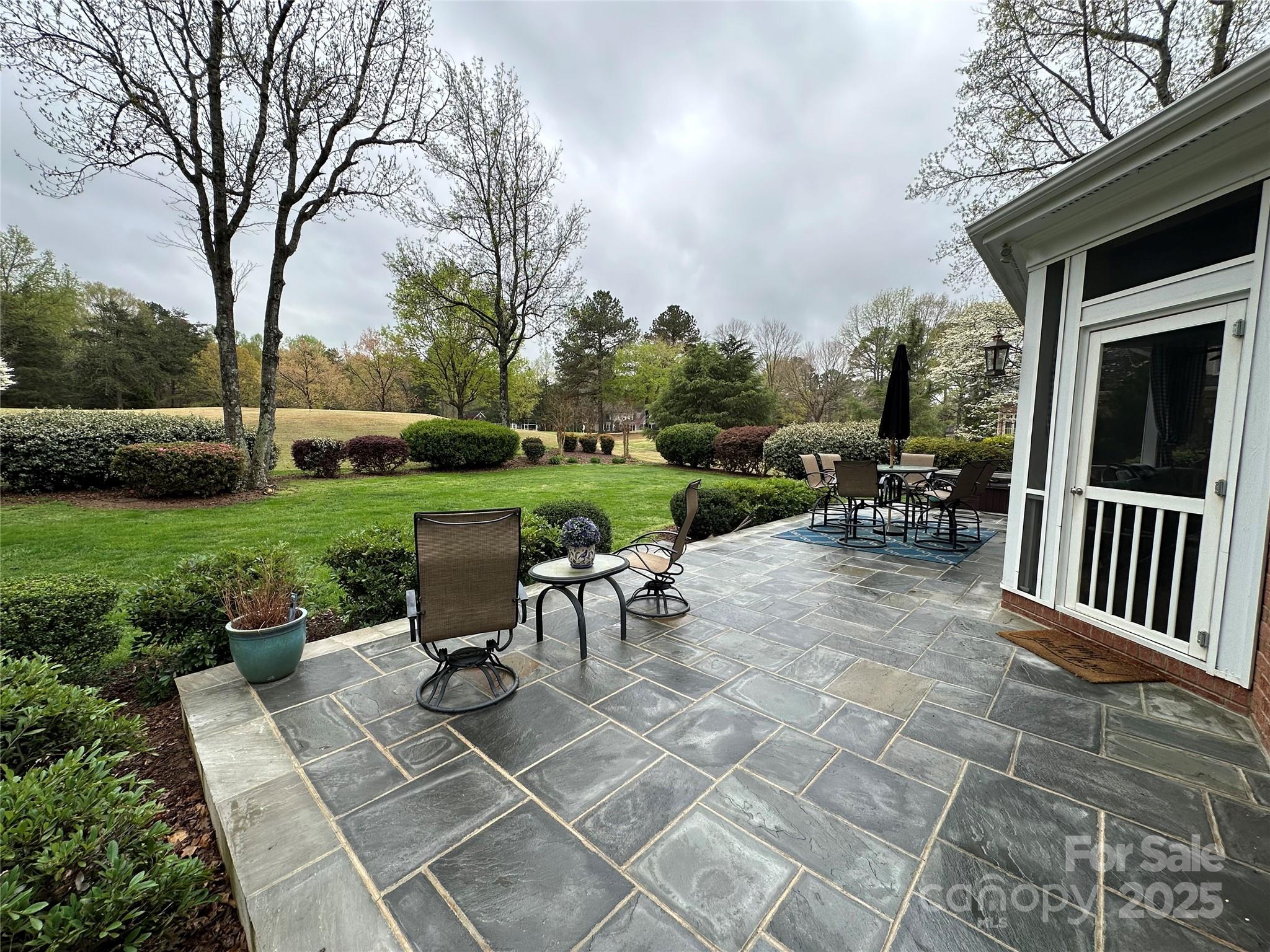19622 River Falls Drive