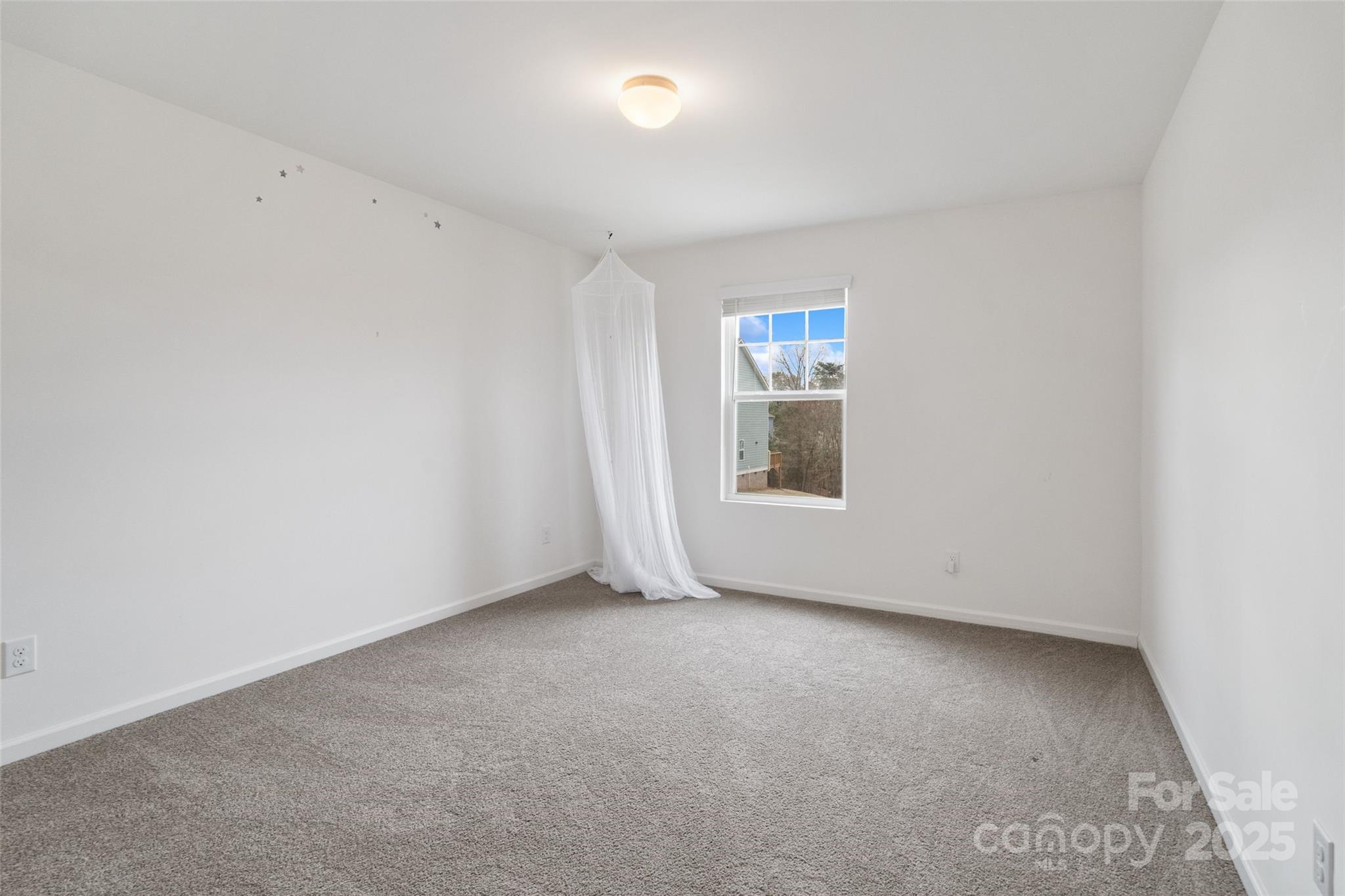 18607 Mainsail Court