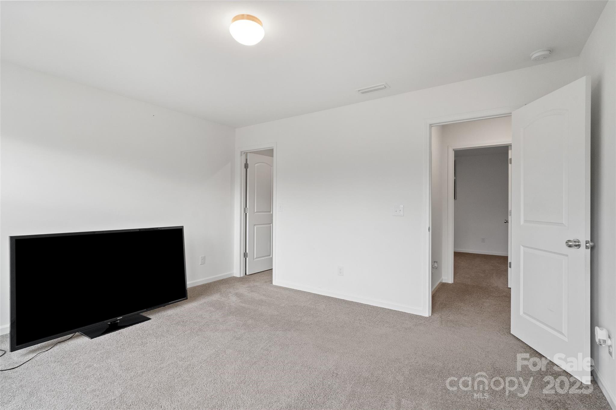 18607 Mainsail Court