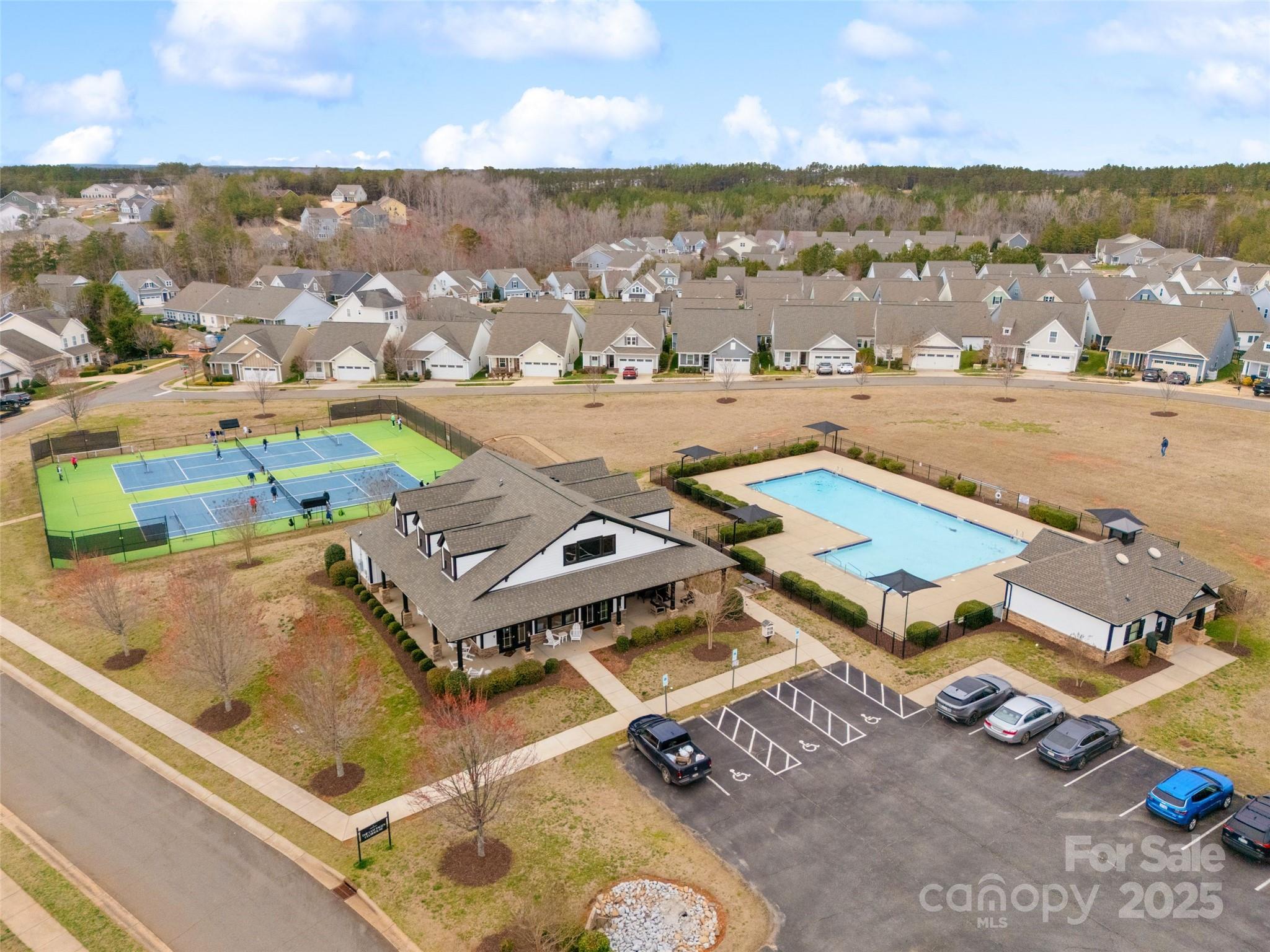 18607 Mainsail Court