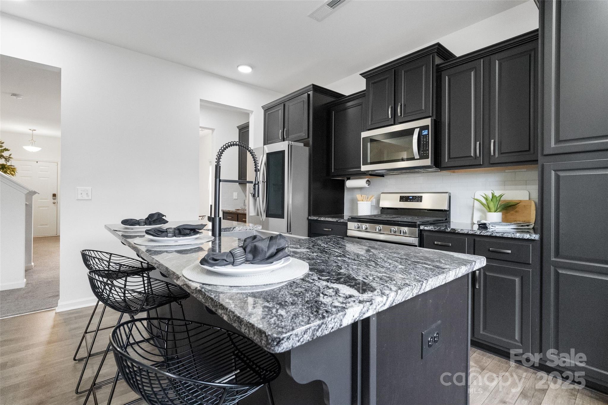 18607 Mainsail Court