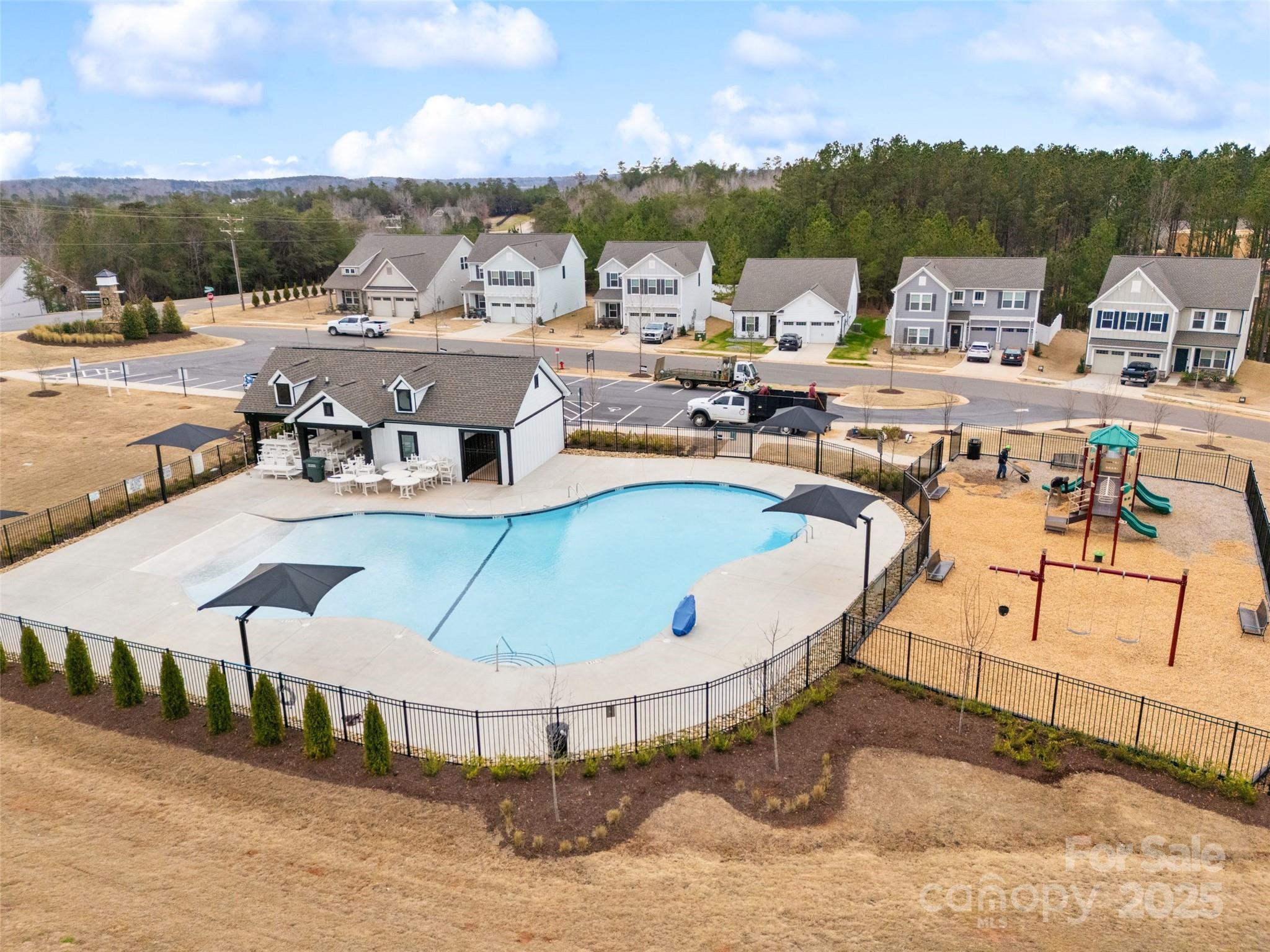 18607 Mainsail Court