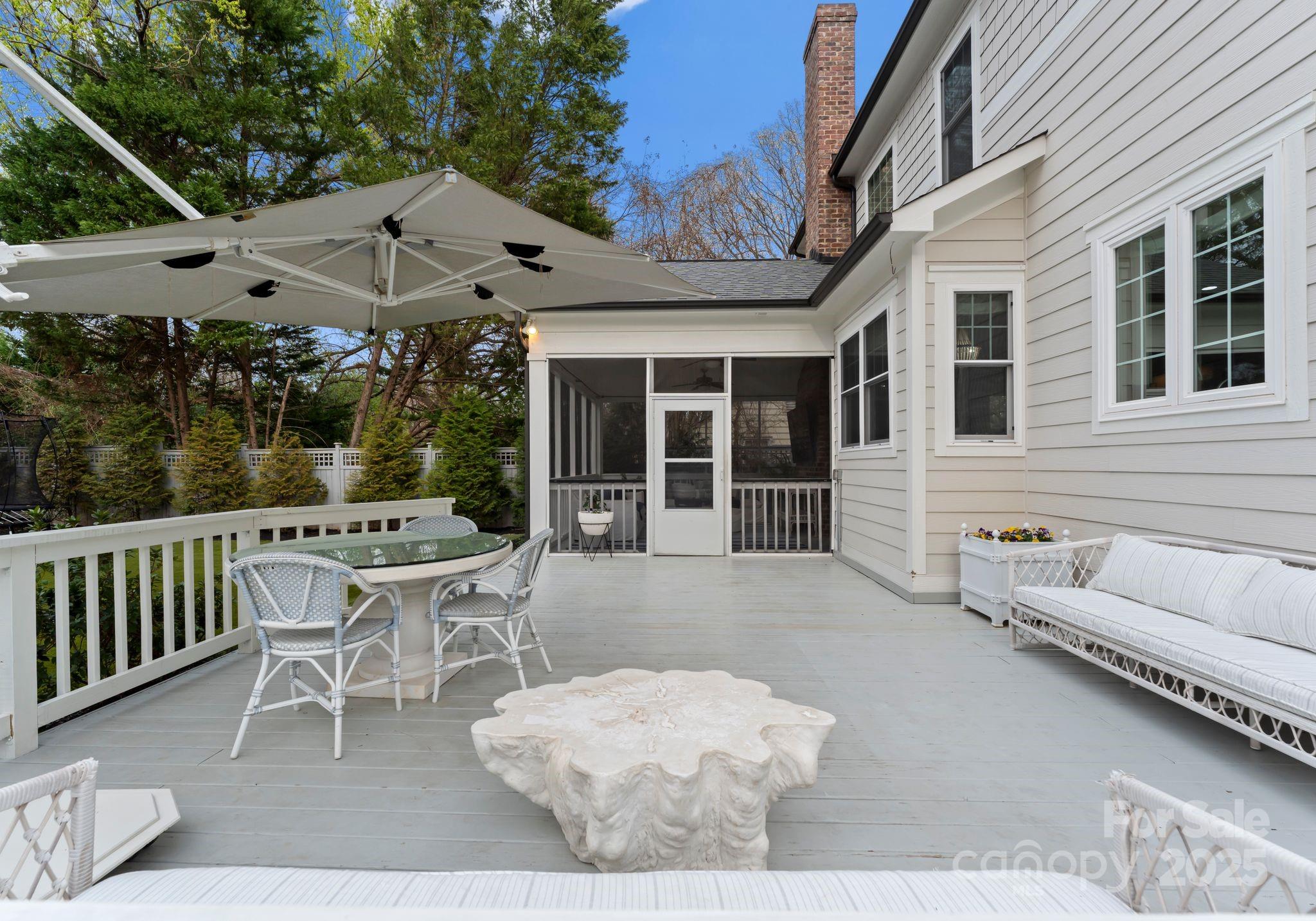 846 Wriston Place