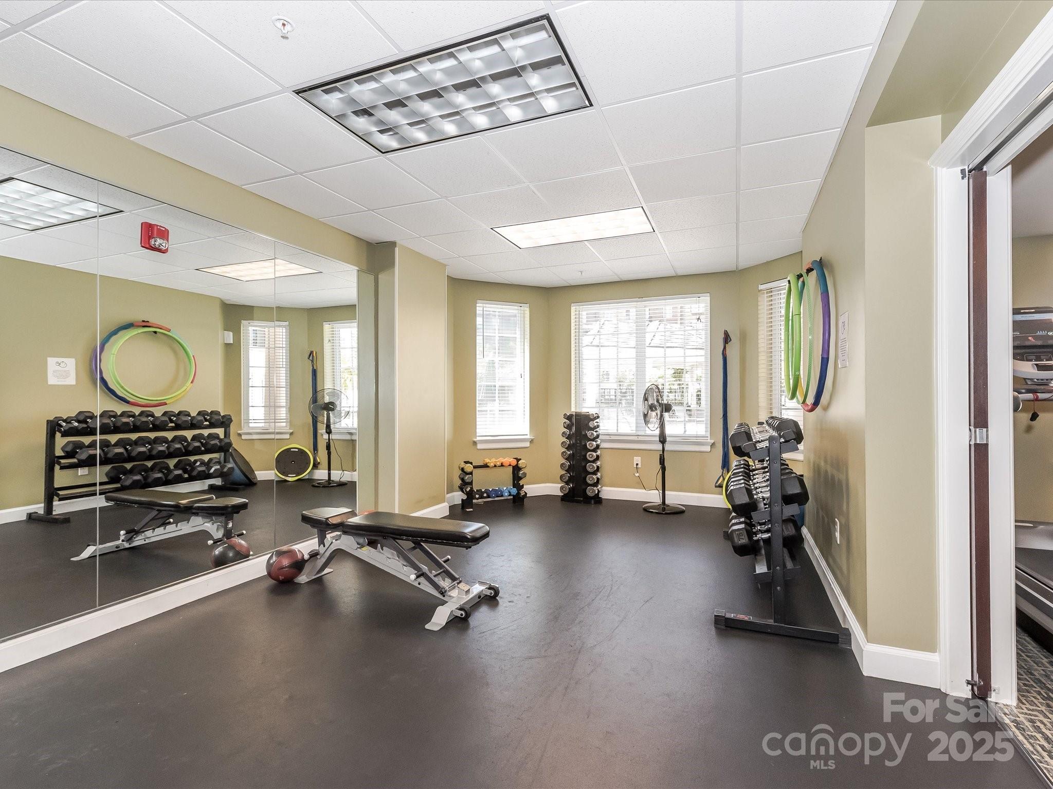 300 W 5th Street W Unit: 407