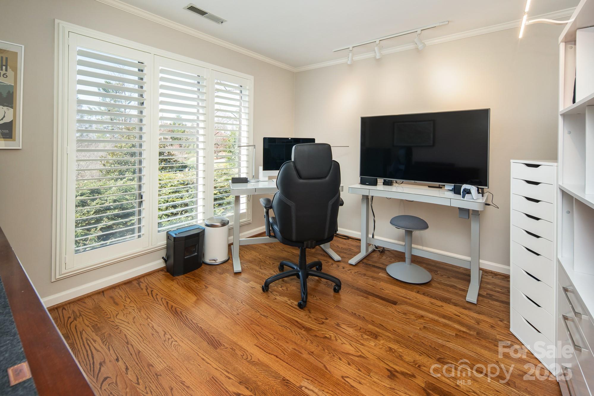 205 Midland Drive
