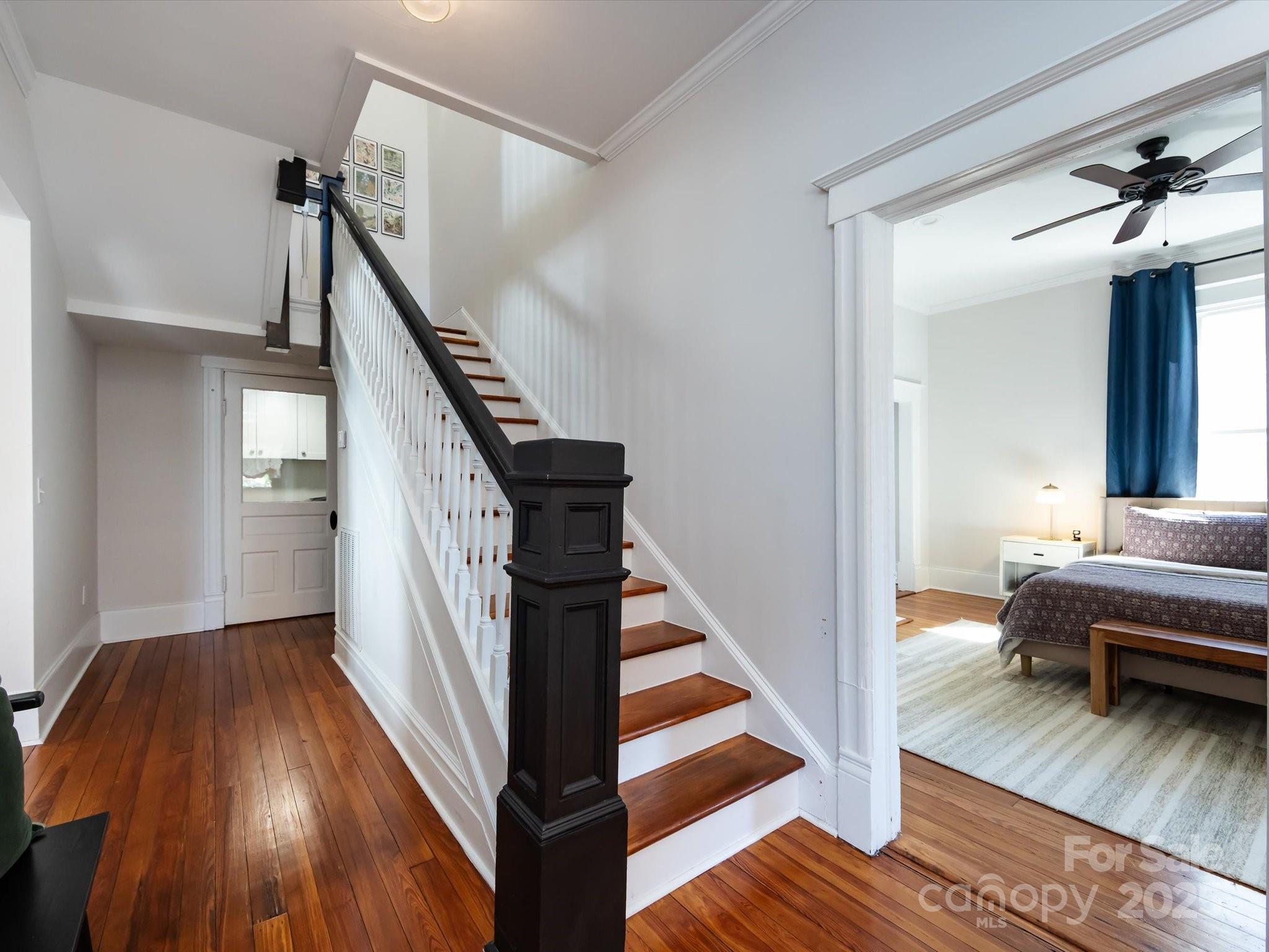 225 Marion Street