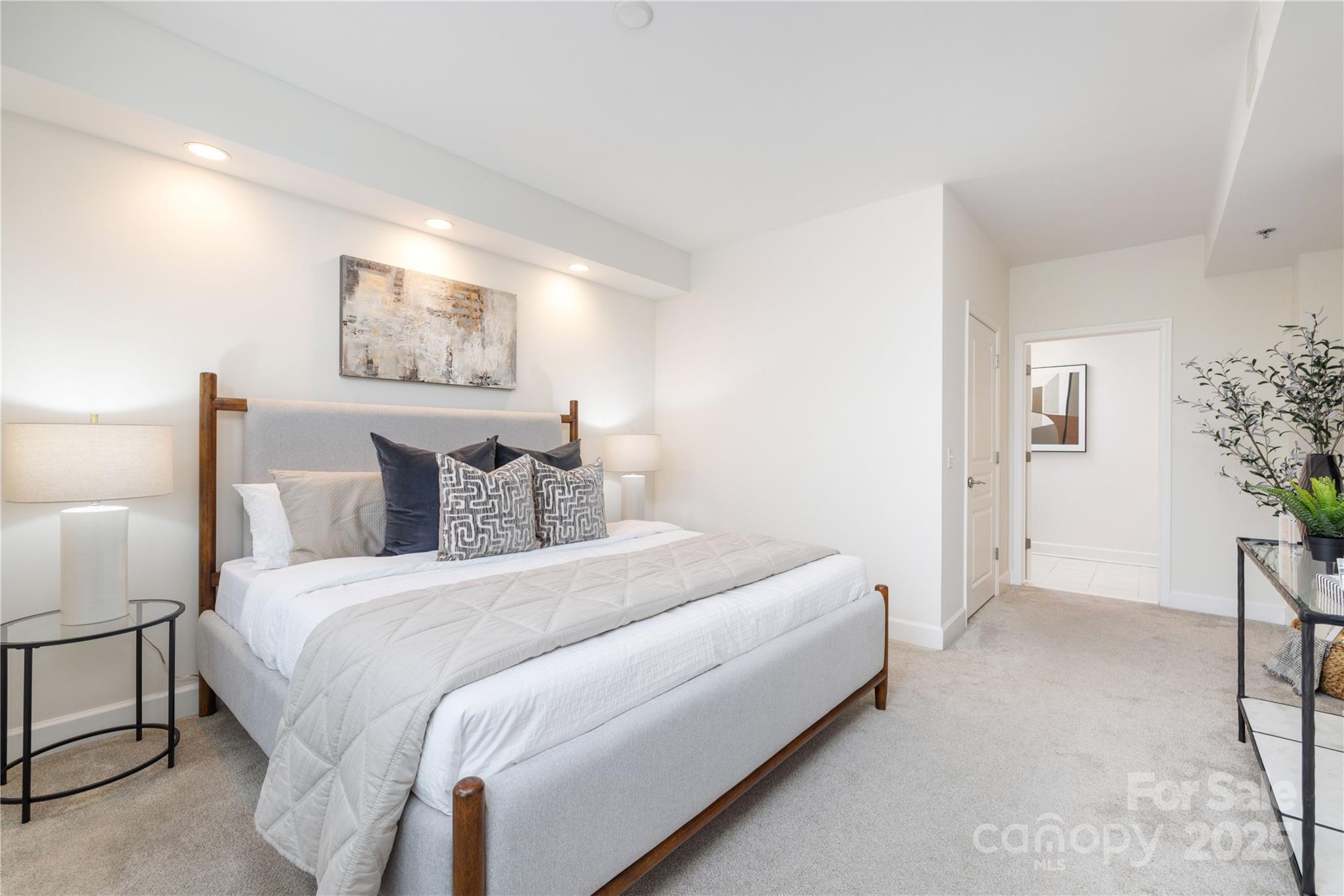 1320 Fillmore Street Unit: 419