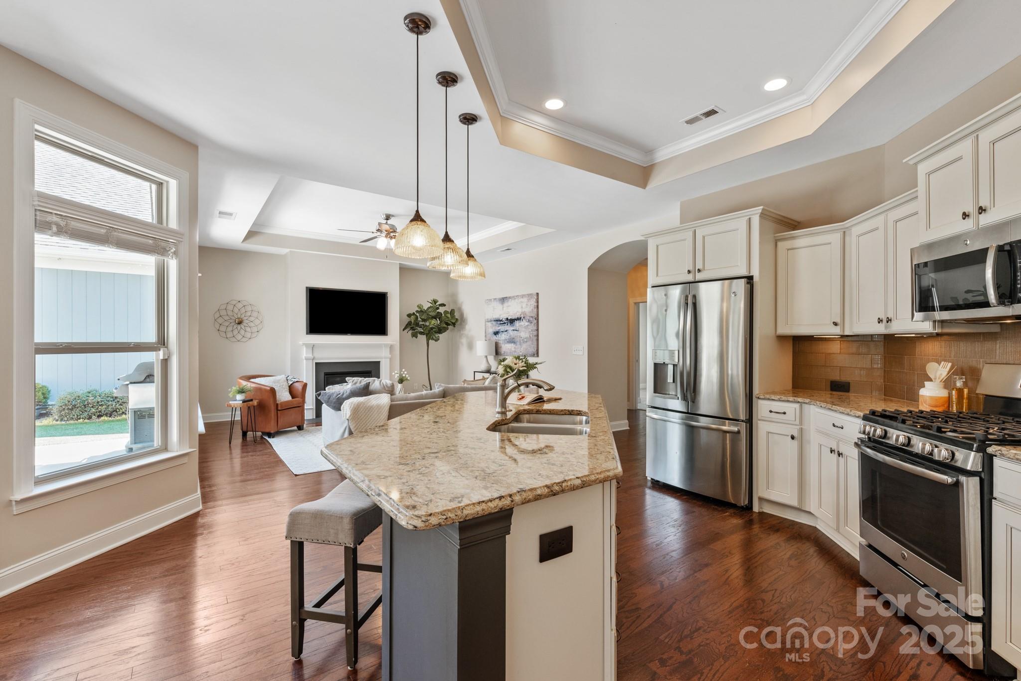 1128 Avalon Place