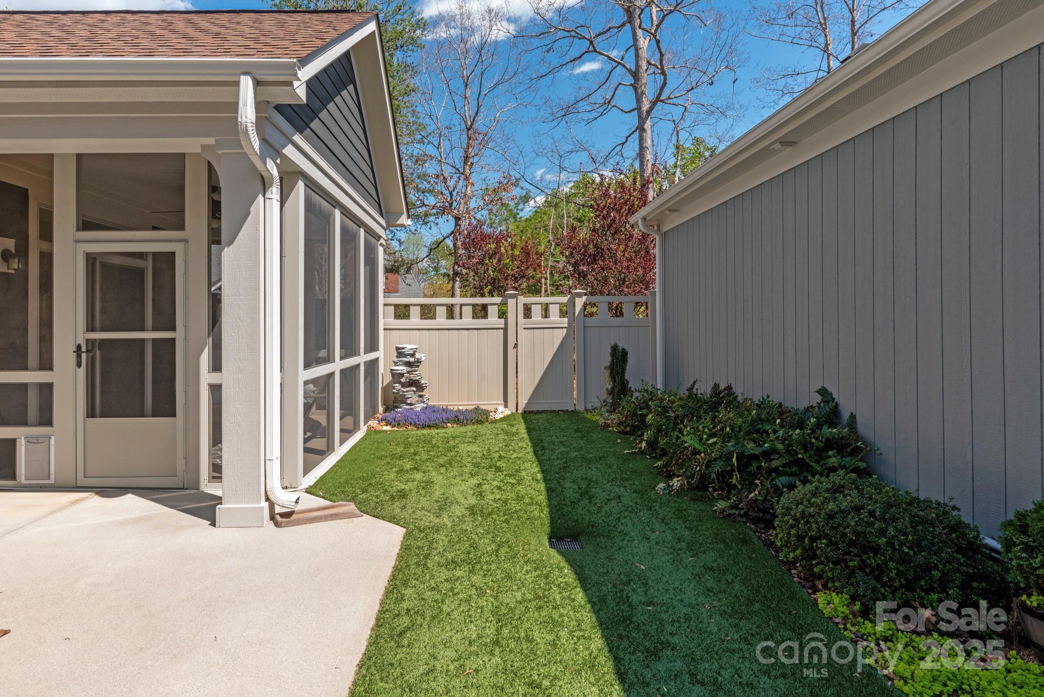 1128 Avalon Place