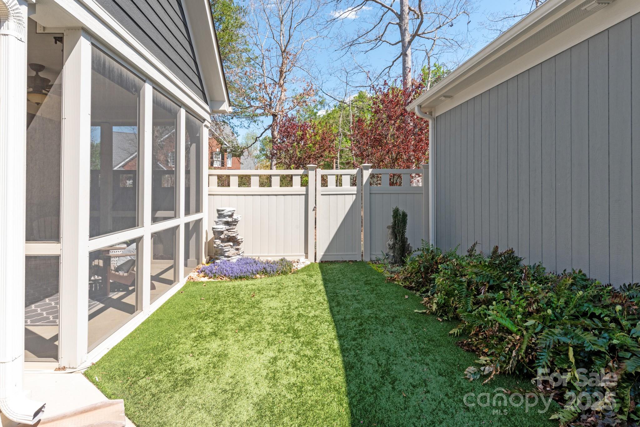 1128 Avalon Place