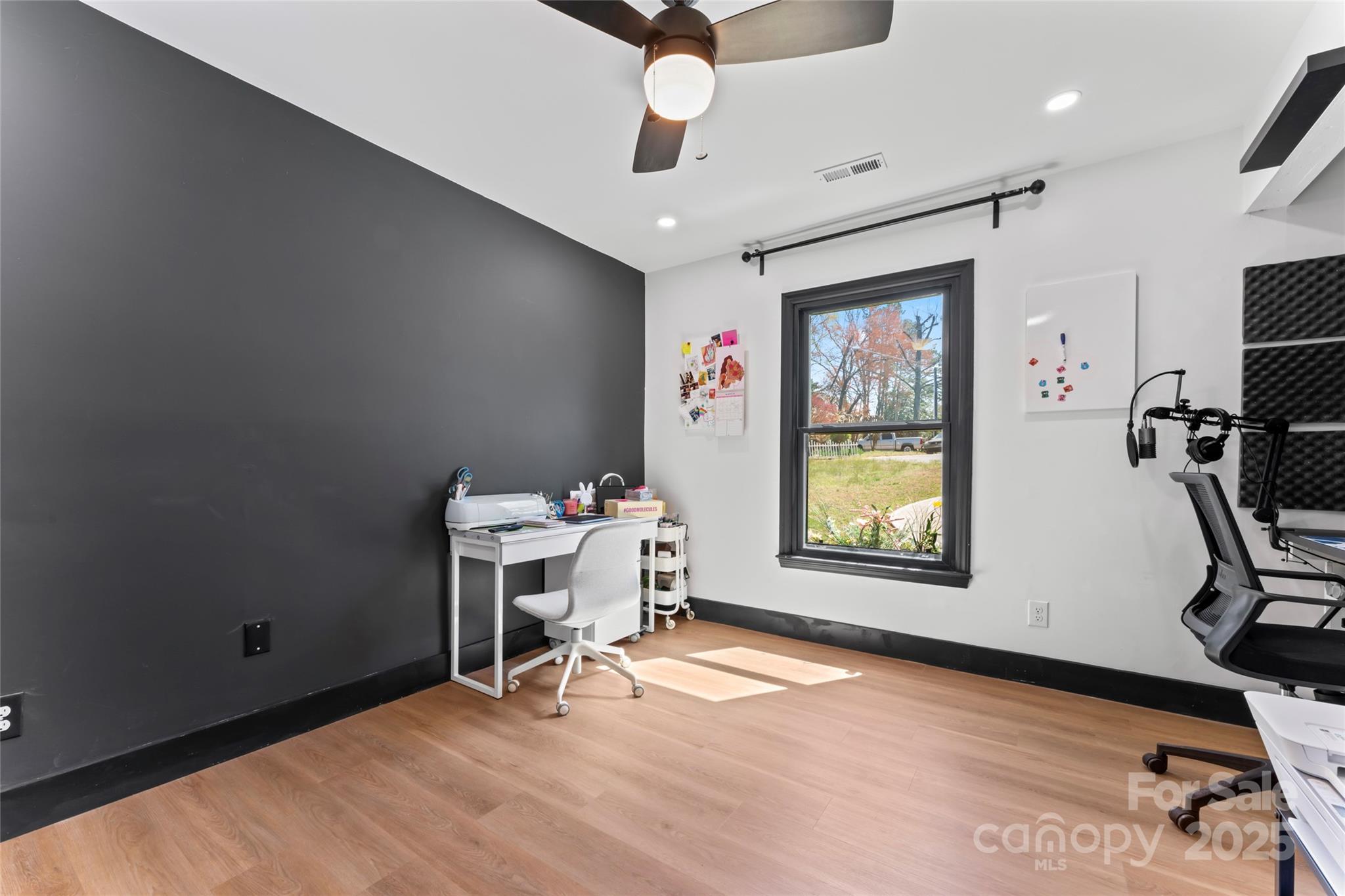 5501 Joyce Drive Unit: 27