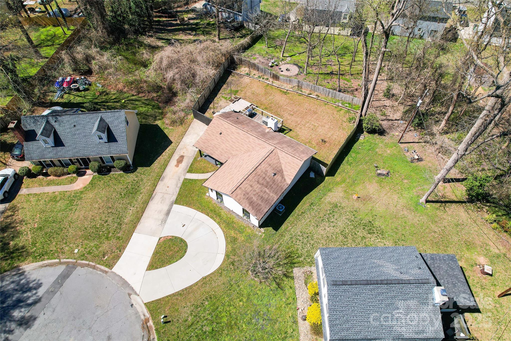 5501 Joyce Drive Unit: 27