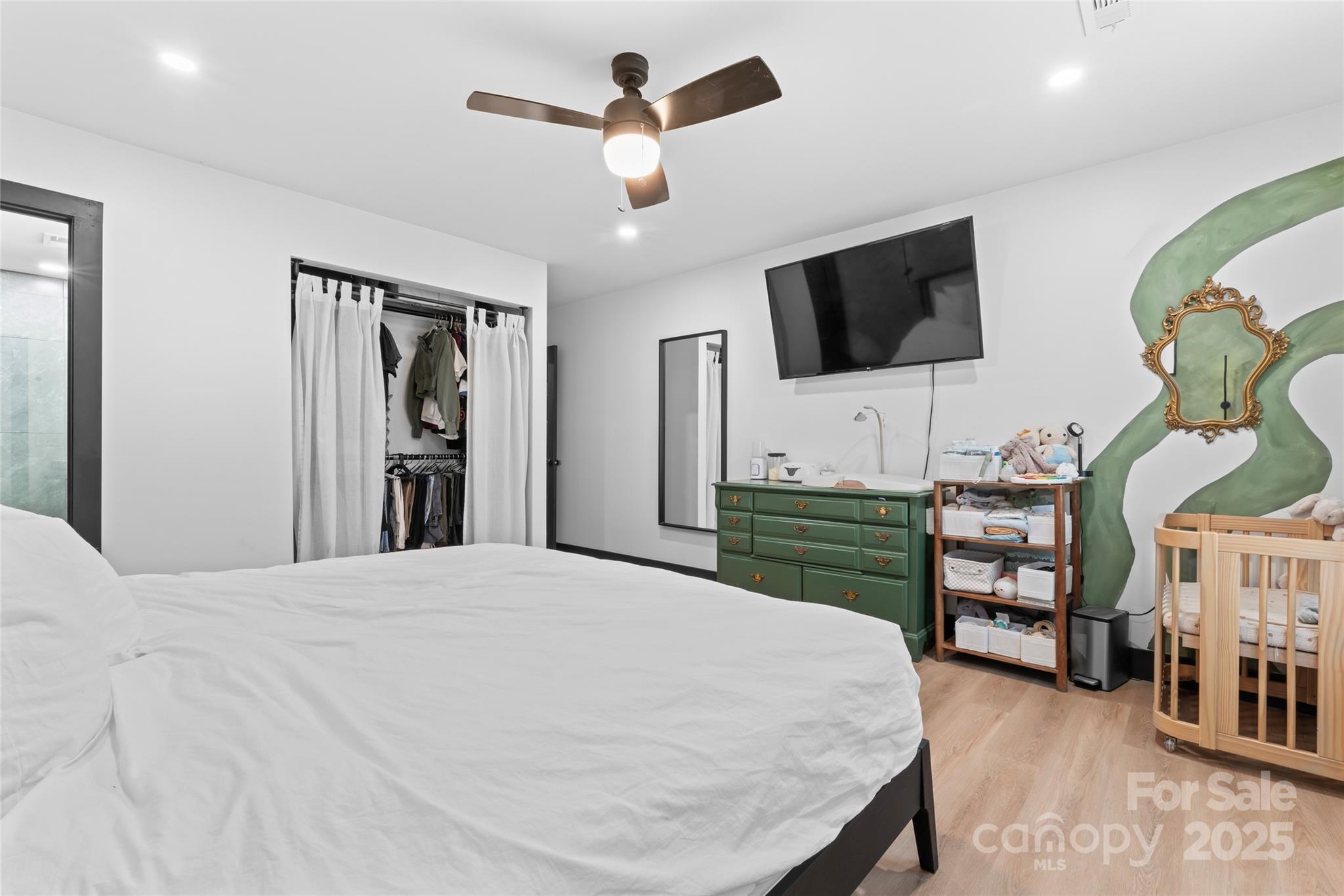 5501 Joyce Drive Unit: 27