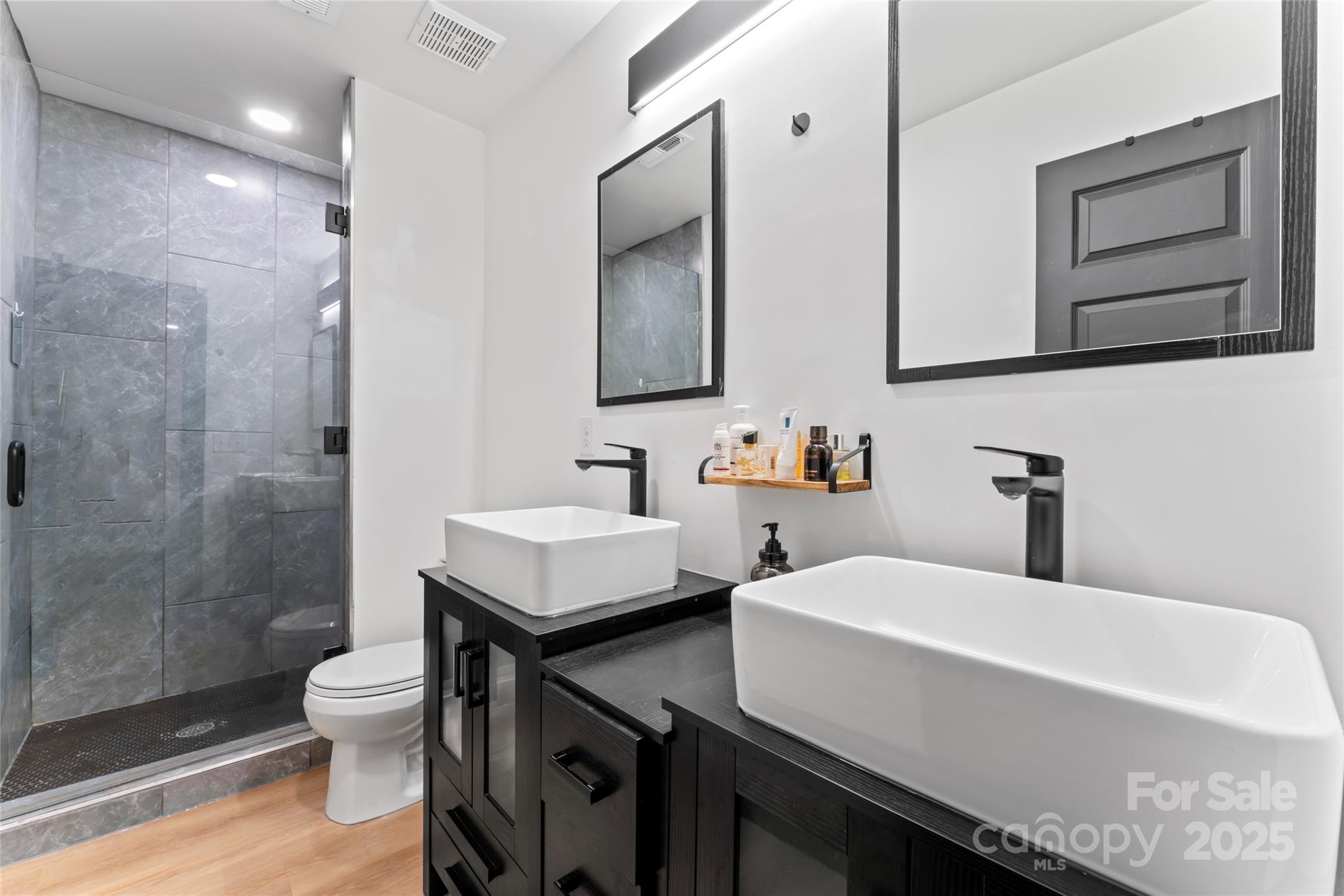 5501 Joyce Drive Unit: 27