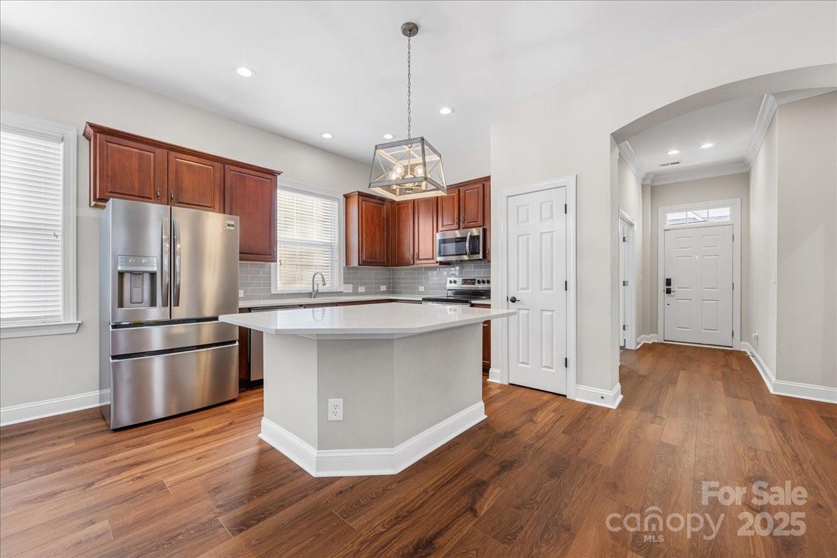 4148 Cedar Point Avenue