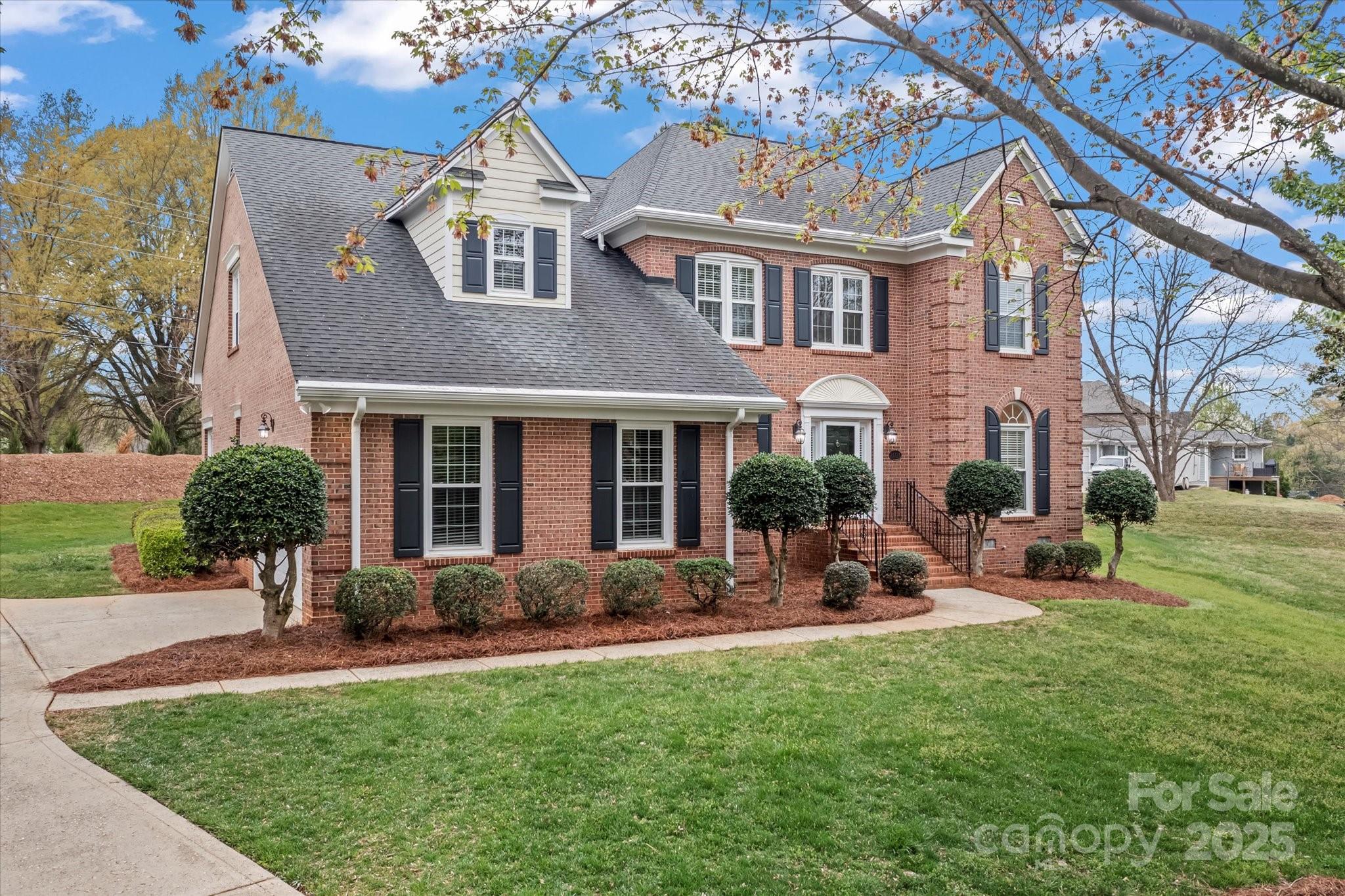 21721 Shoveller Court