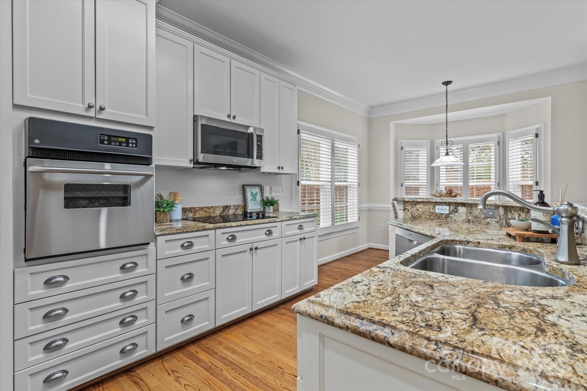 21721 Shoveller Court