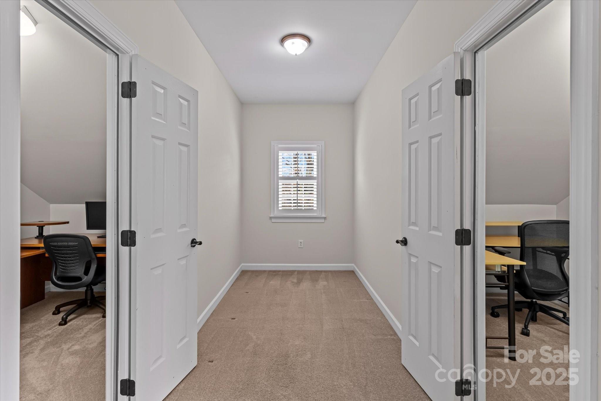 21721 Shoveller Court